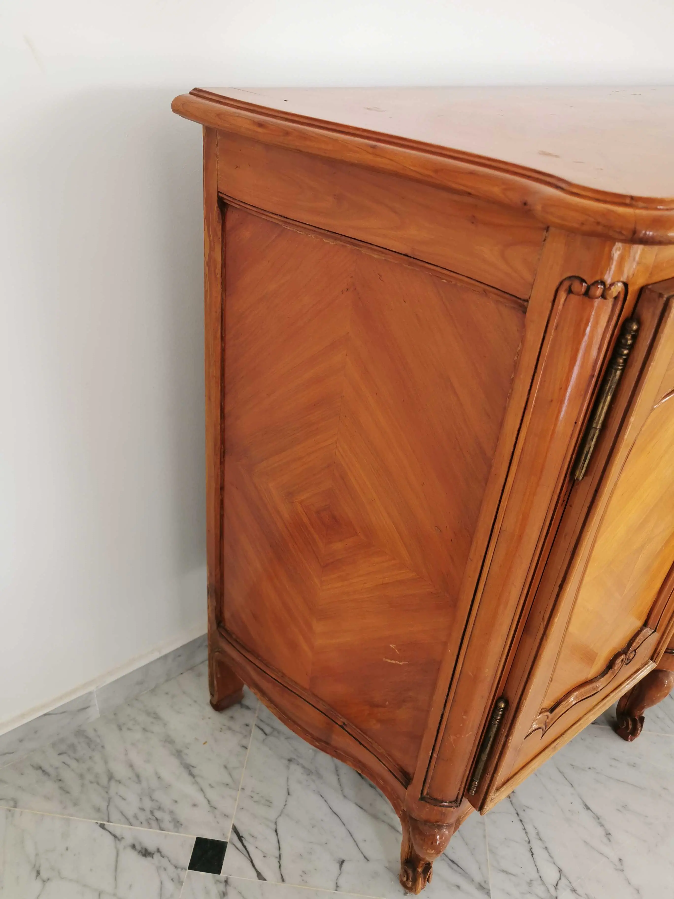  Buffet Louis XV / En bois de Noyer ???? à Nabeul - Photo 3