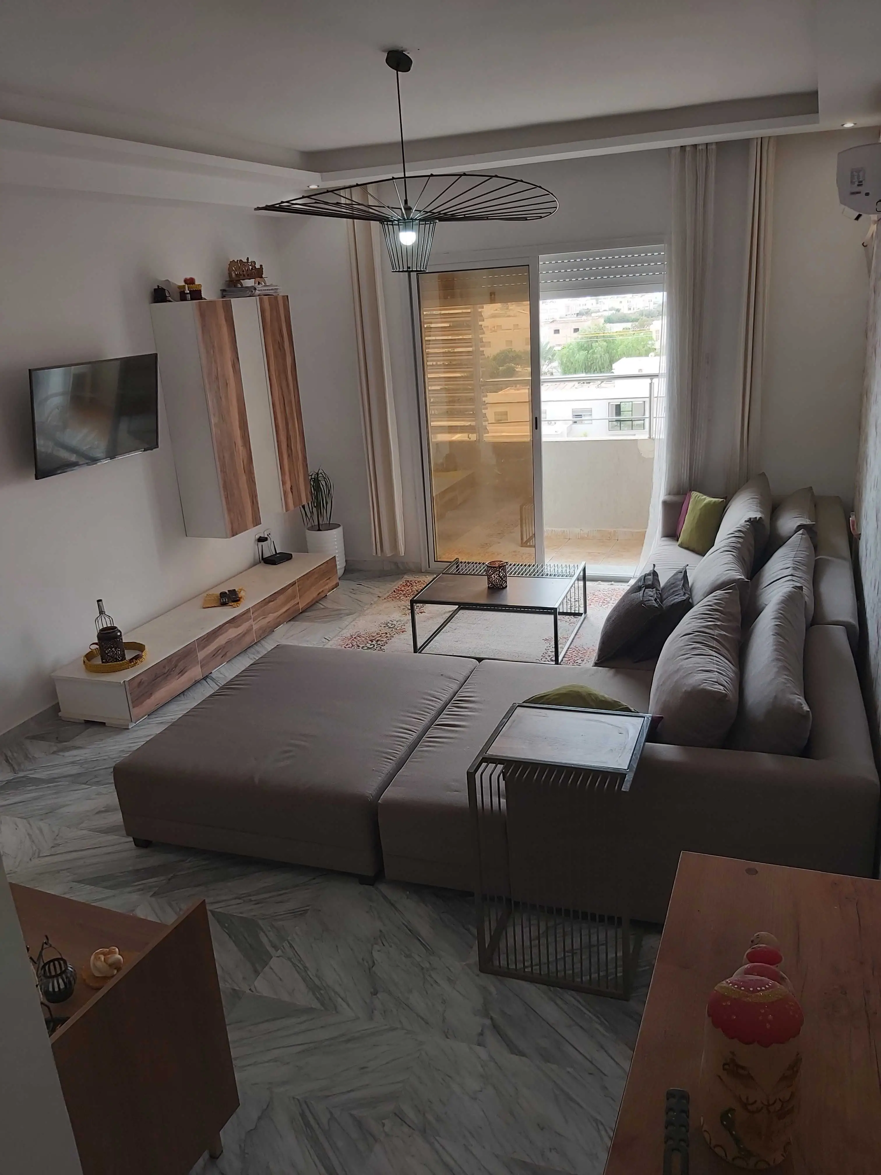  A VENDRE | un appartement S+1 Situé à Diwen Ezit prés du  gouvernement de Sousse 