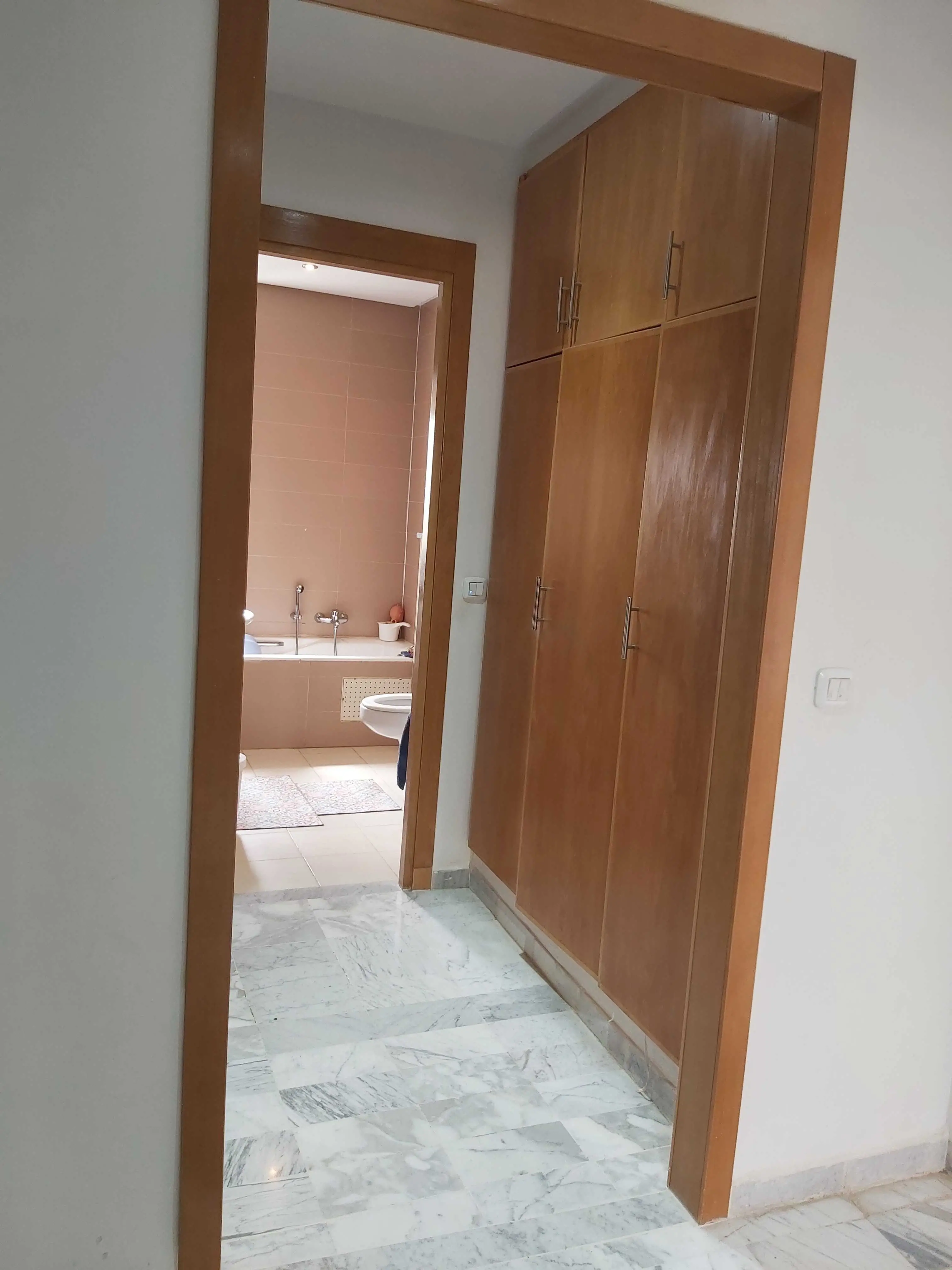  a vendre appt haut standing avec place parking lafrane klm 6.5 à Sfax - Photo 3