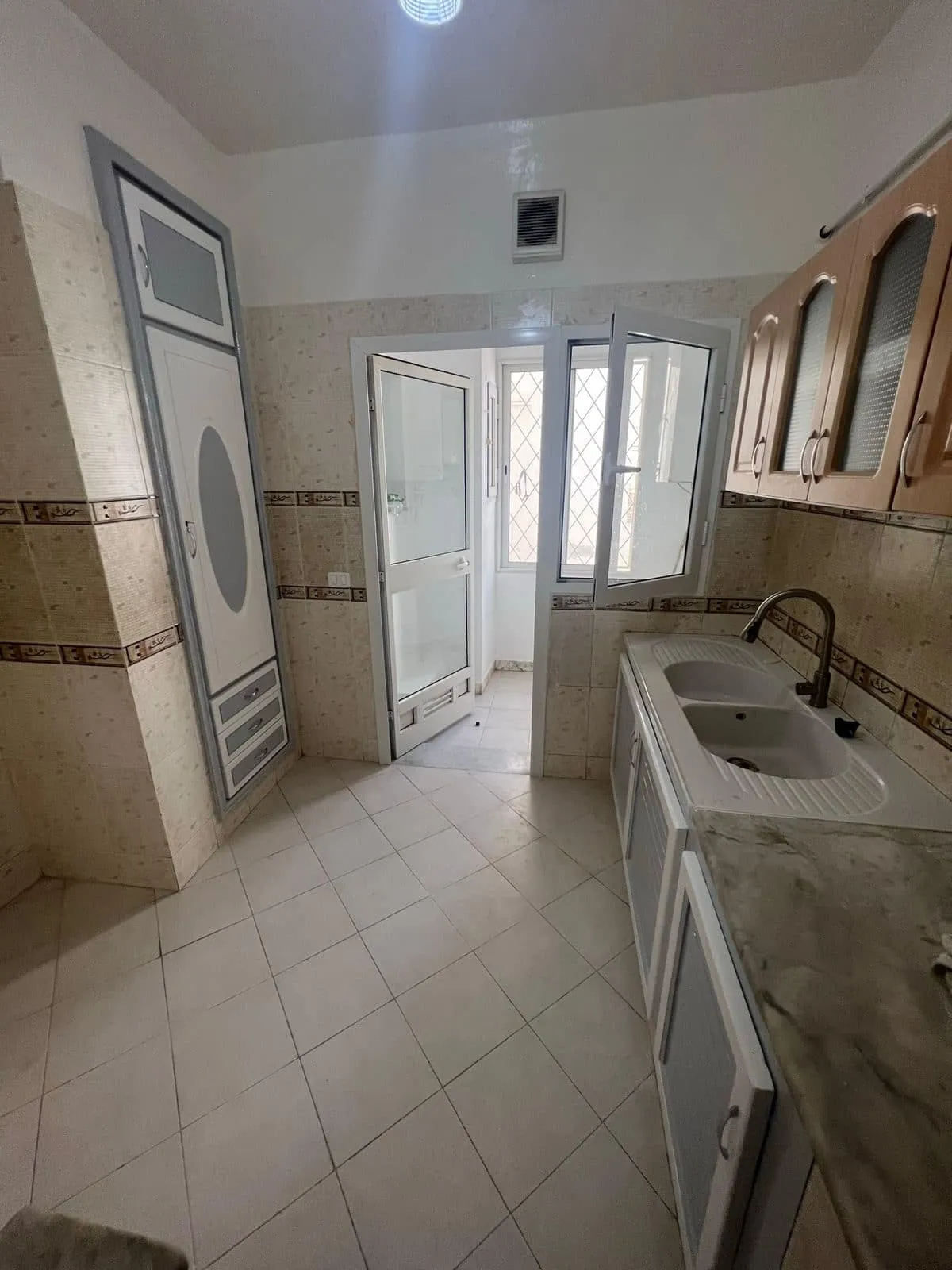  appartement à vendre manar 1 à Tunis - Photo 2