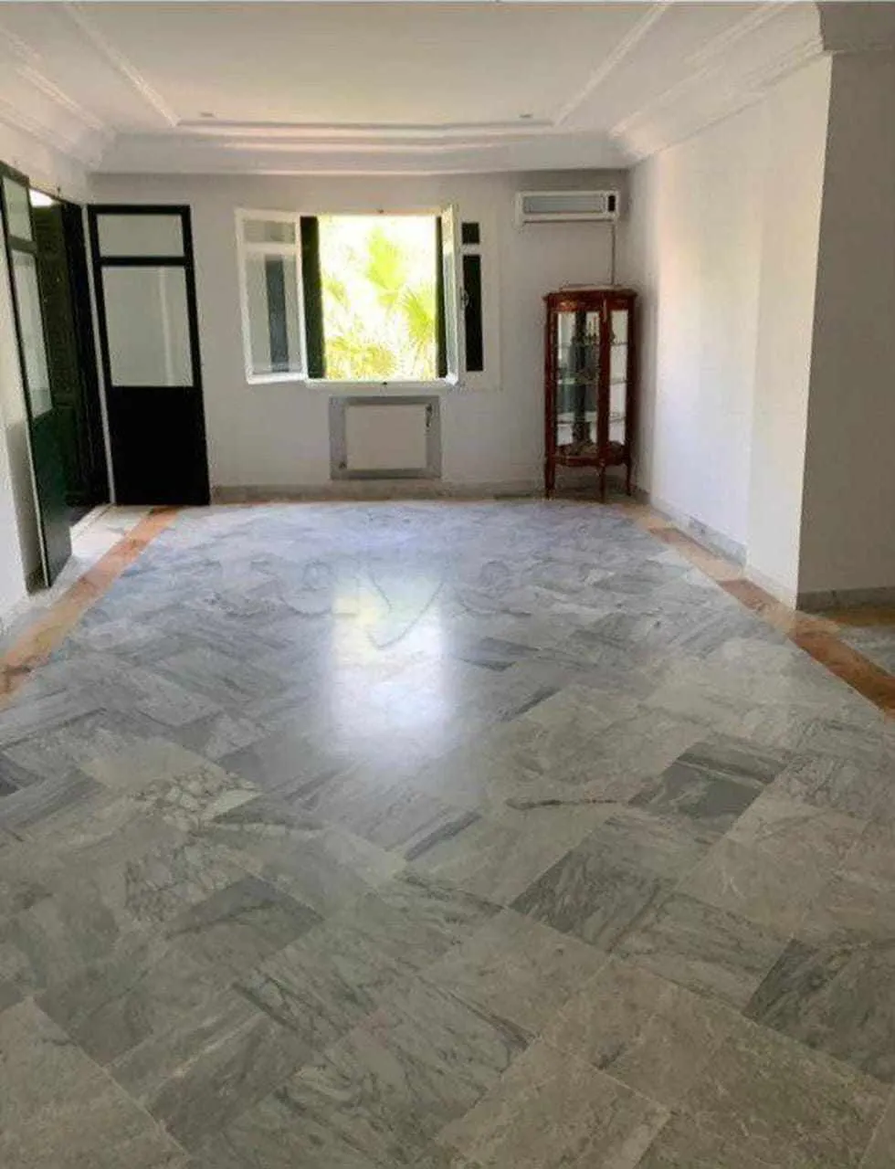  VILLA AVEC PISCINE - DJERBA ZA - TITRE BLEU - RÉF V684 