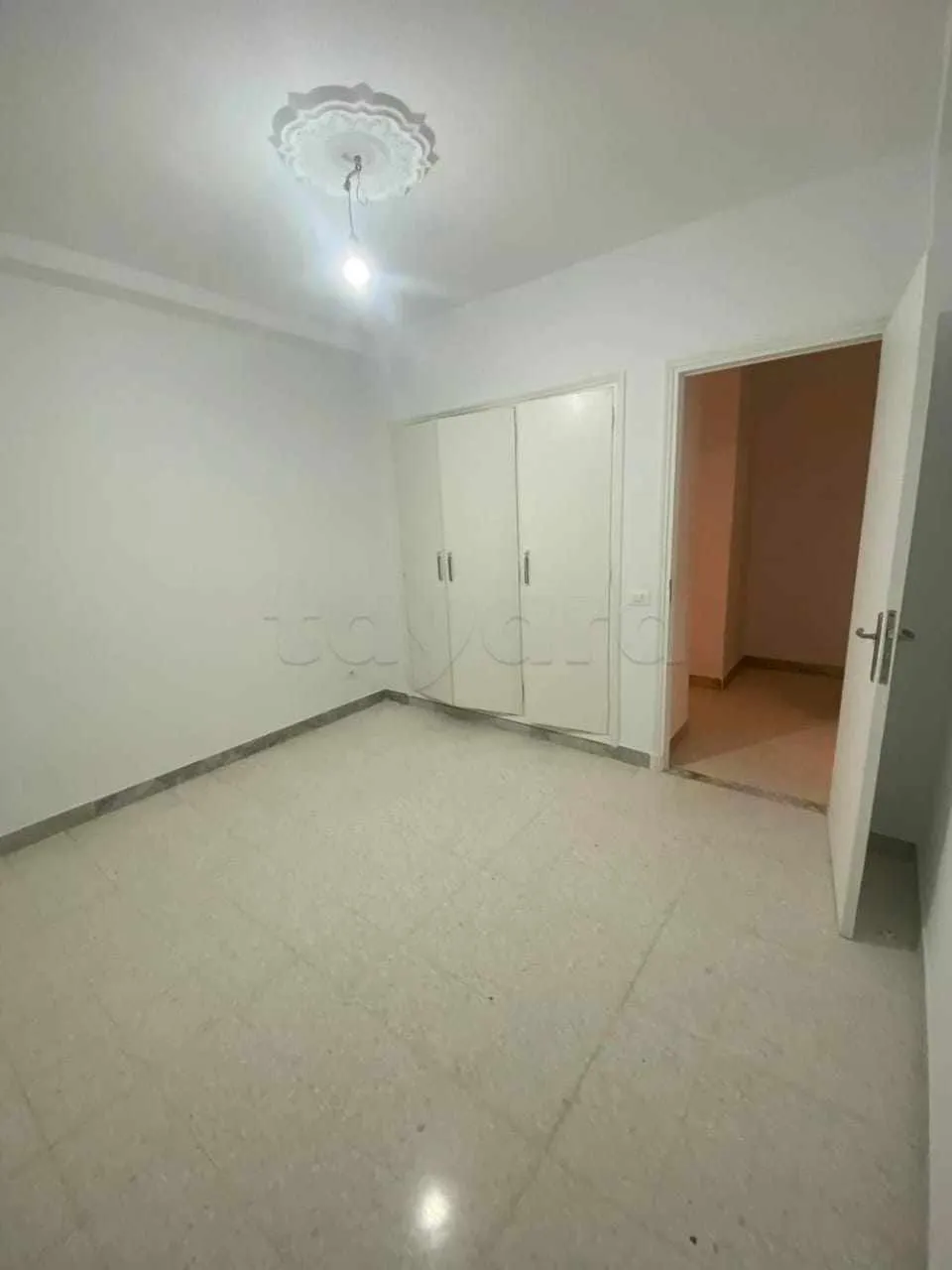  un spacieux appartement s+3 au 6éme étage (avec ascenseur) a louer situé a Manar 3 A Coté Manar City à Tunis - Photo 3