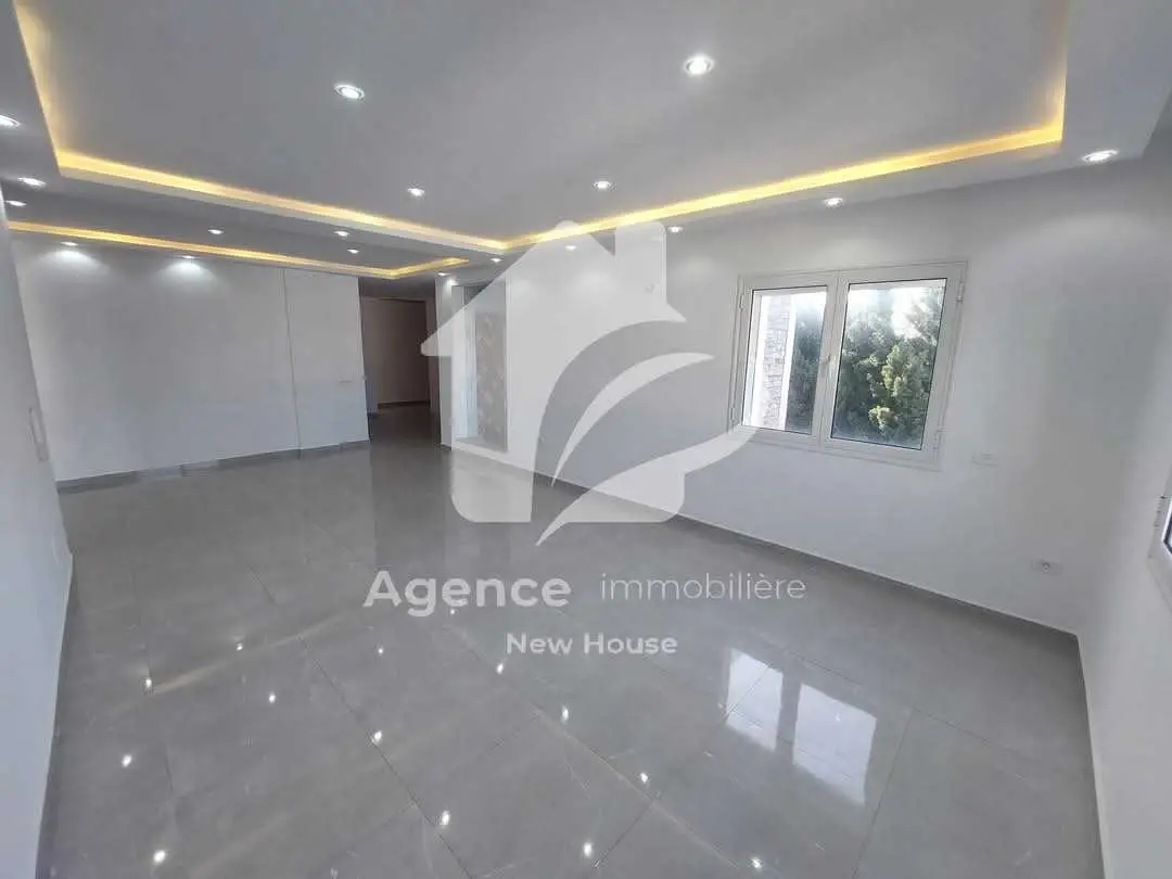  Un étage de villa moderne à Bizerte - Photo 2