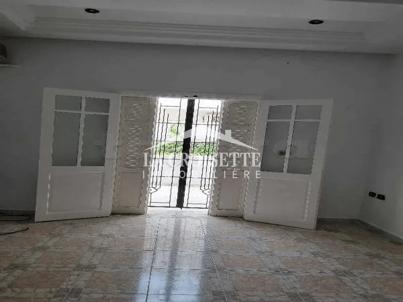  A VENDRE S+1 – AOUINA– TEL 58258423 – FB.7725 