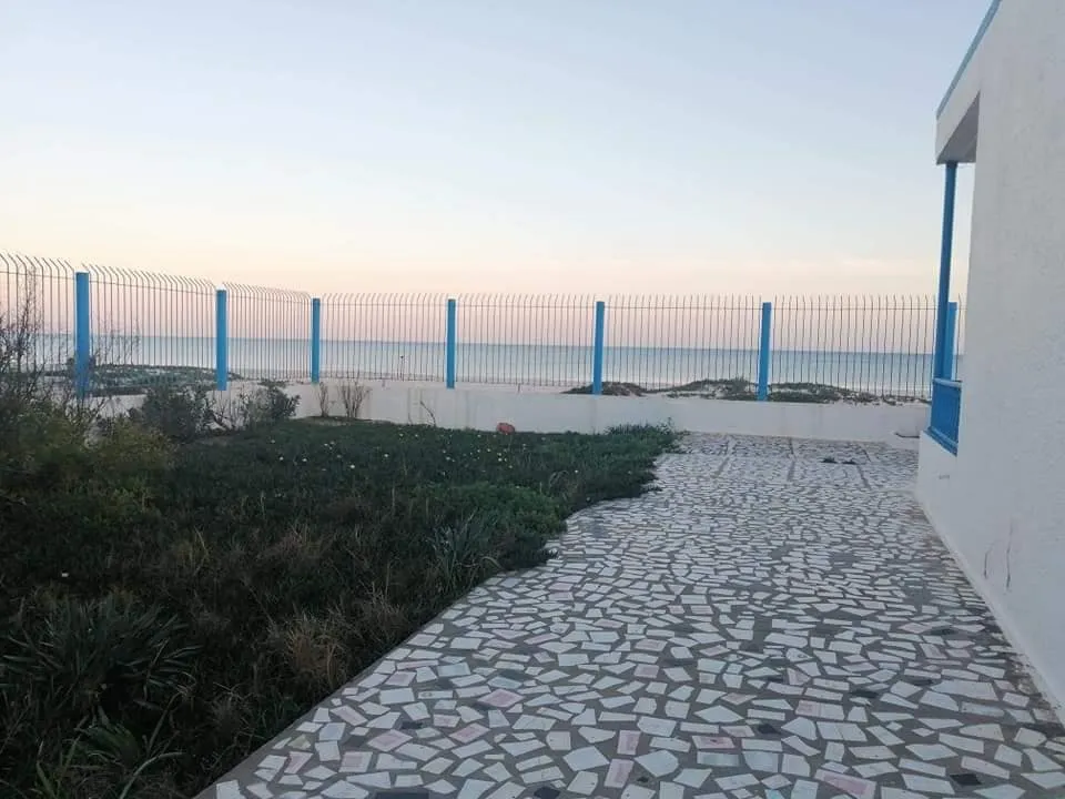  Villa toute neuve avec piscine à Hammamet Nord à vendre 51355351 