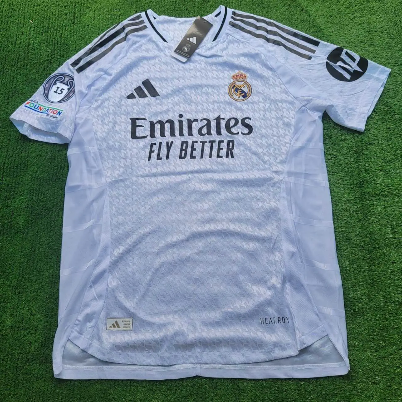  Maillot Real Madrid 2024 25 à Tunis - Photo 2