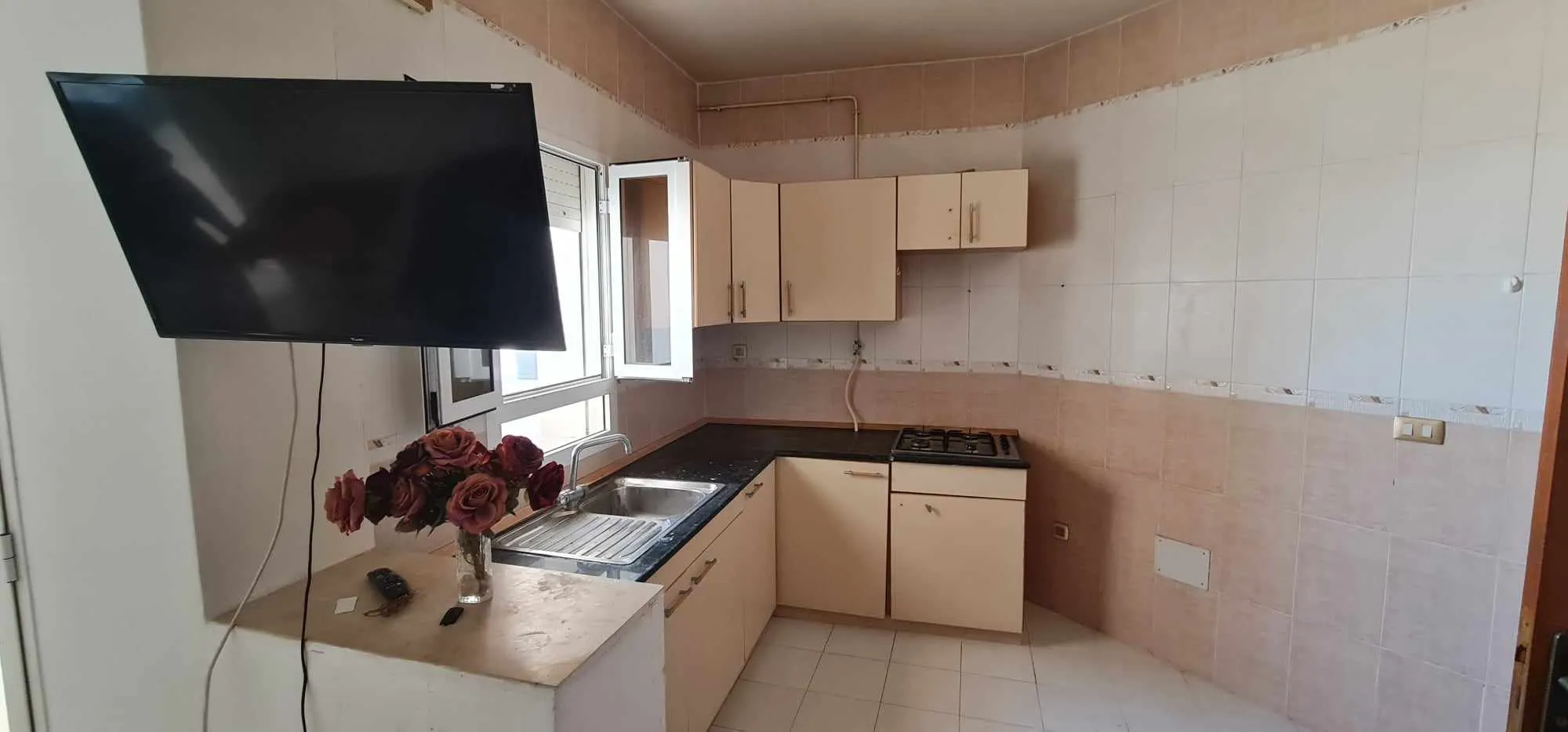  Charmant studio avec spacieux balcon à Monastir - Photo 3