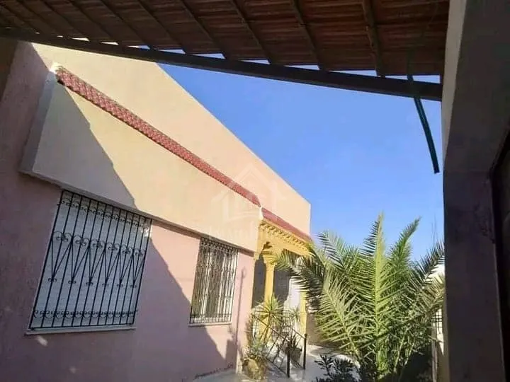  Belle maison S+3 avec jardin à vendre à Hammamet Sud 51355351 à Nabeul - Photo 2