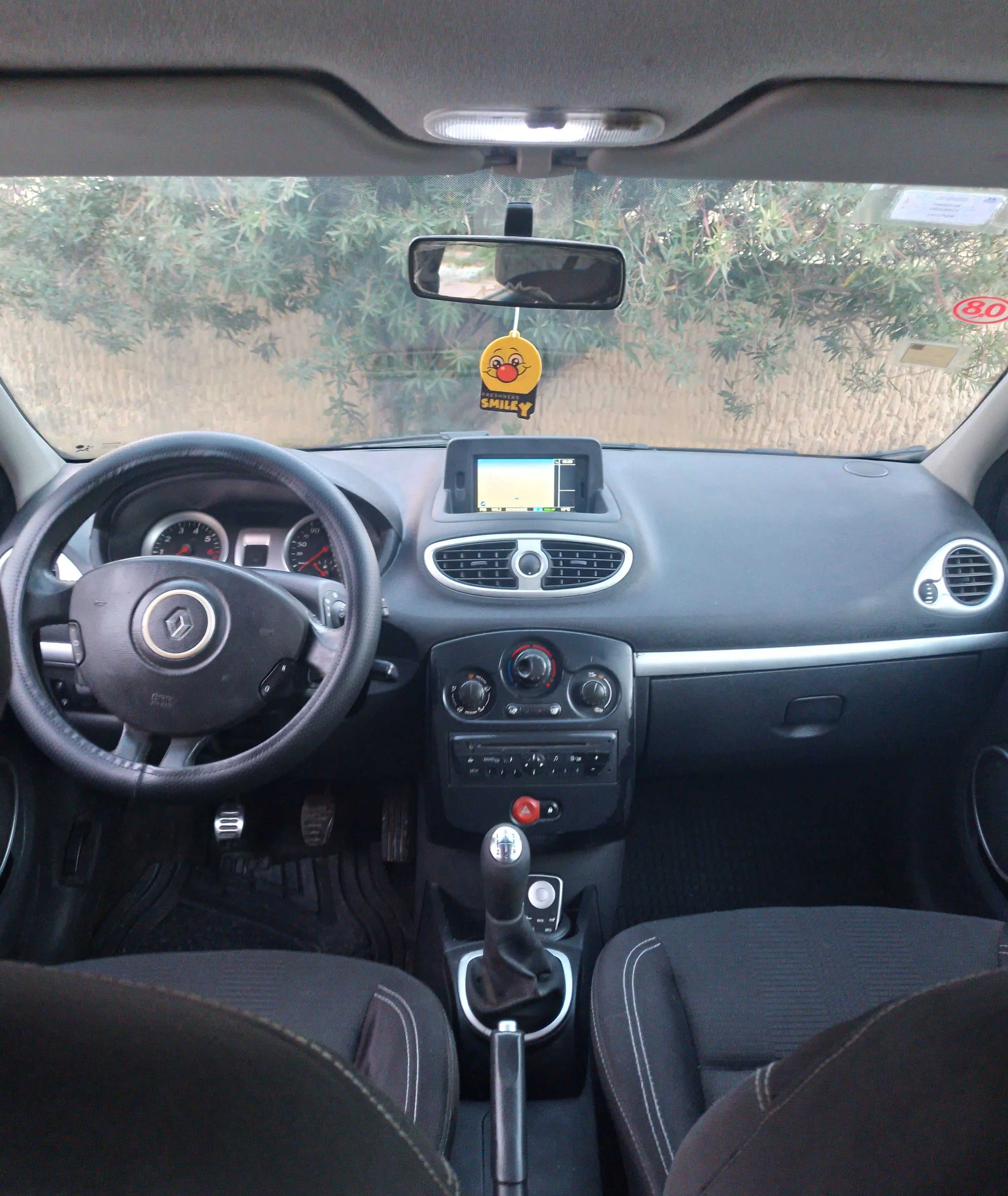  CLIO 4 TOUTE OPTIONS TEL 22 163 891 à Bizerte - Photo 3