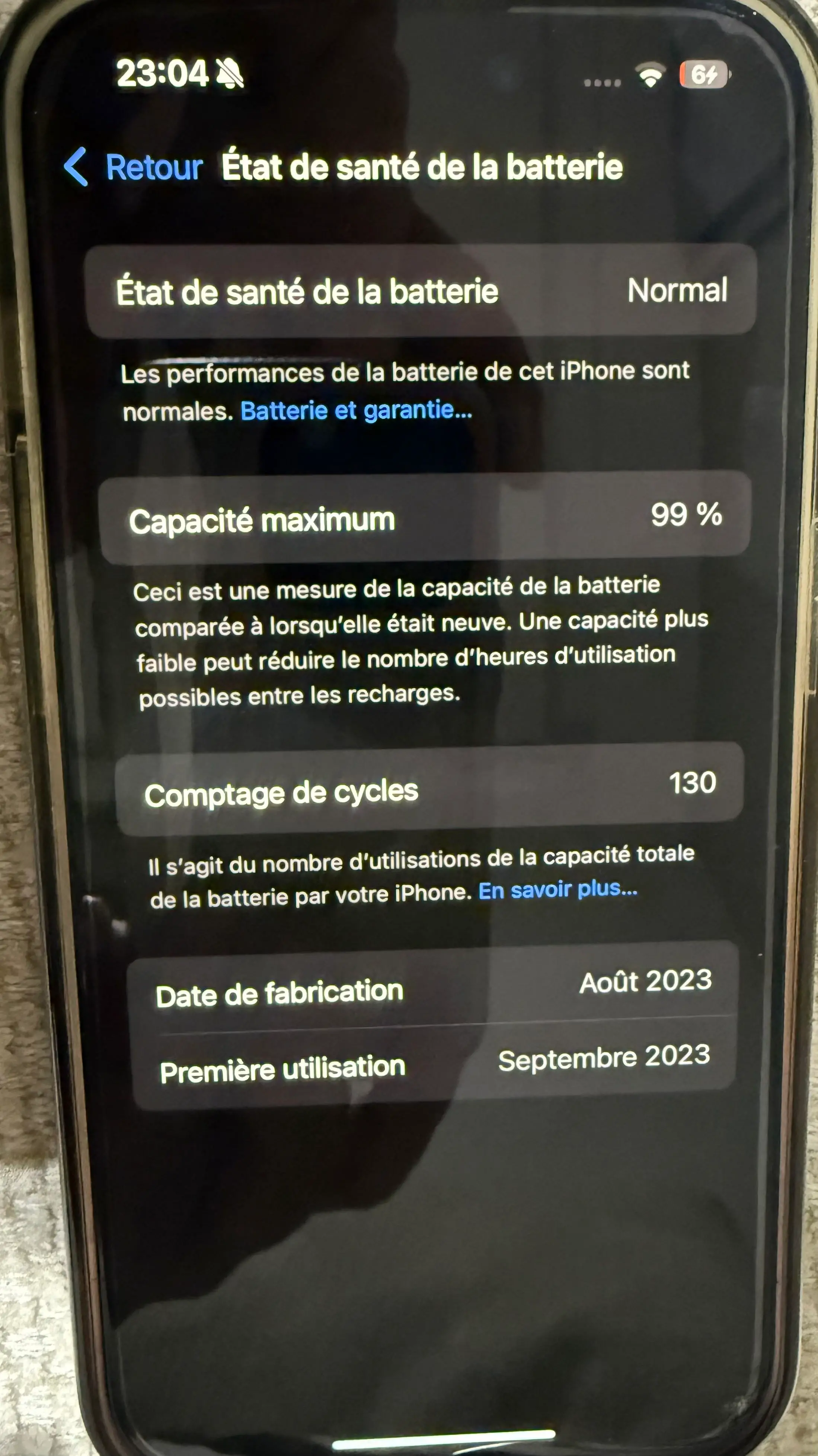 À vendre iPhone 15 pro 256 peu utilisé à Ariana - Photo 2