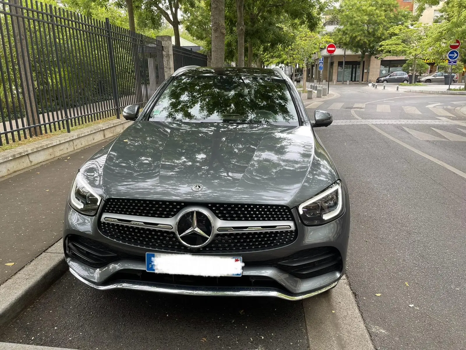  Mercedes GLC 300 E 4 MATIC AMG à Ben Arous - Photo 2