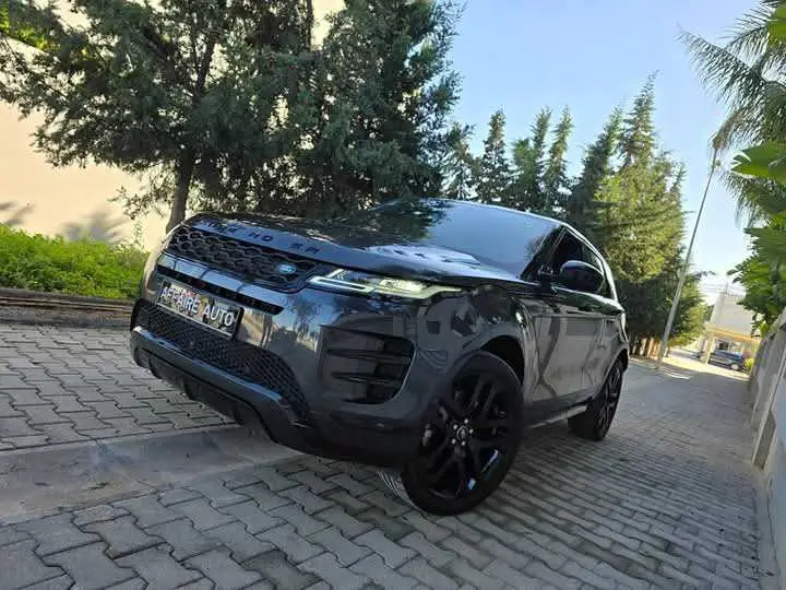 Kuv100 /k8 toute neuve