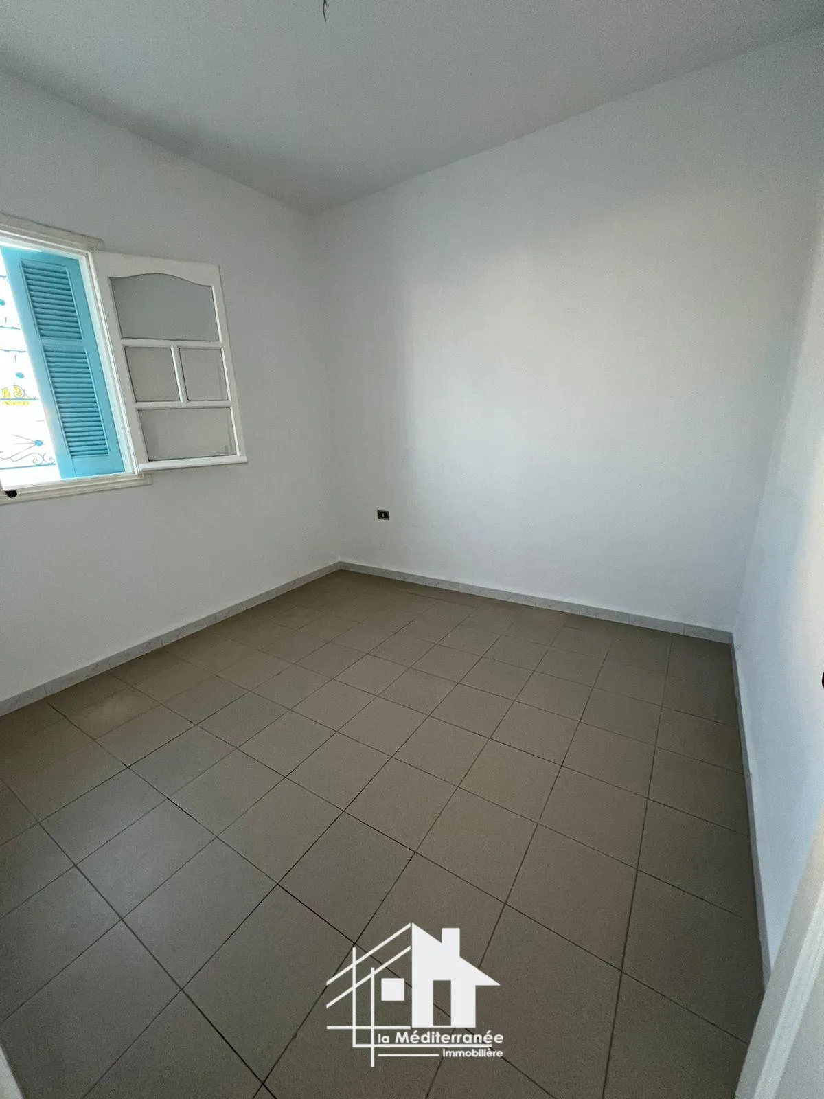  A louer Etage de villa S+2 au Bardo à Tunis - Photo 3