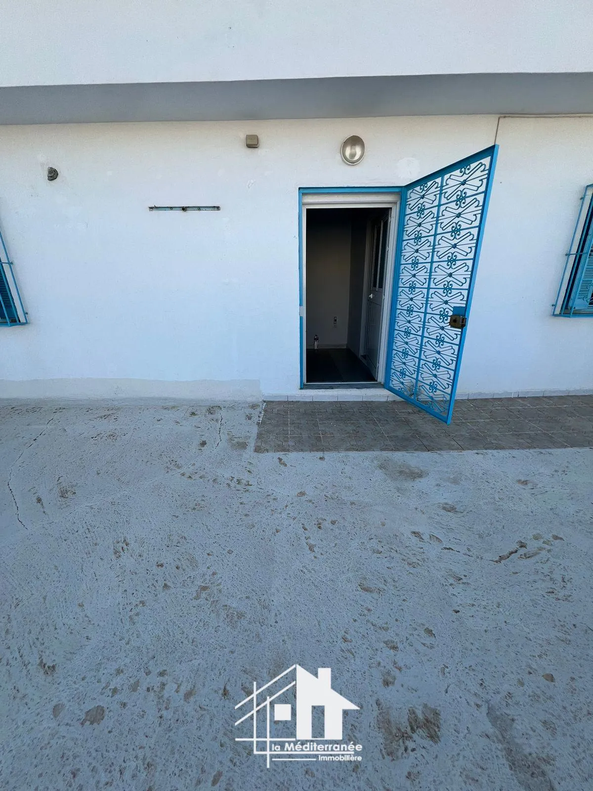  A louer Etage de villa S+2 au Bardo à Tunis - Photo 2