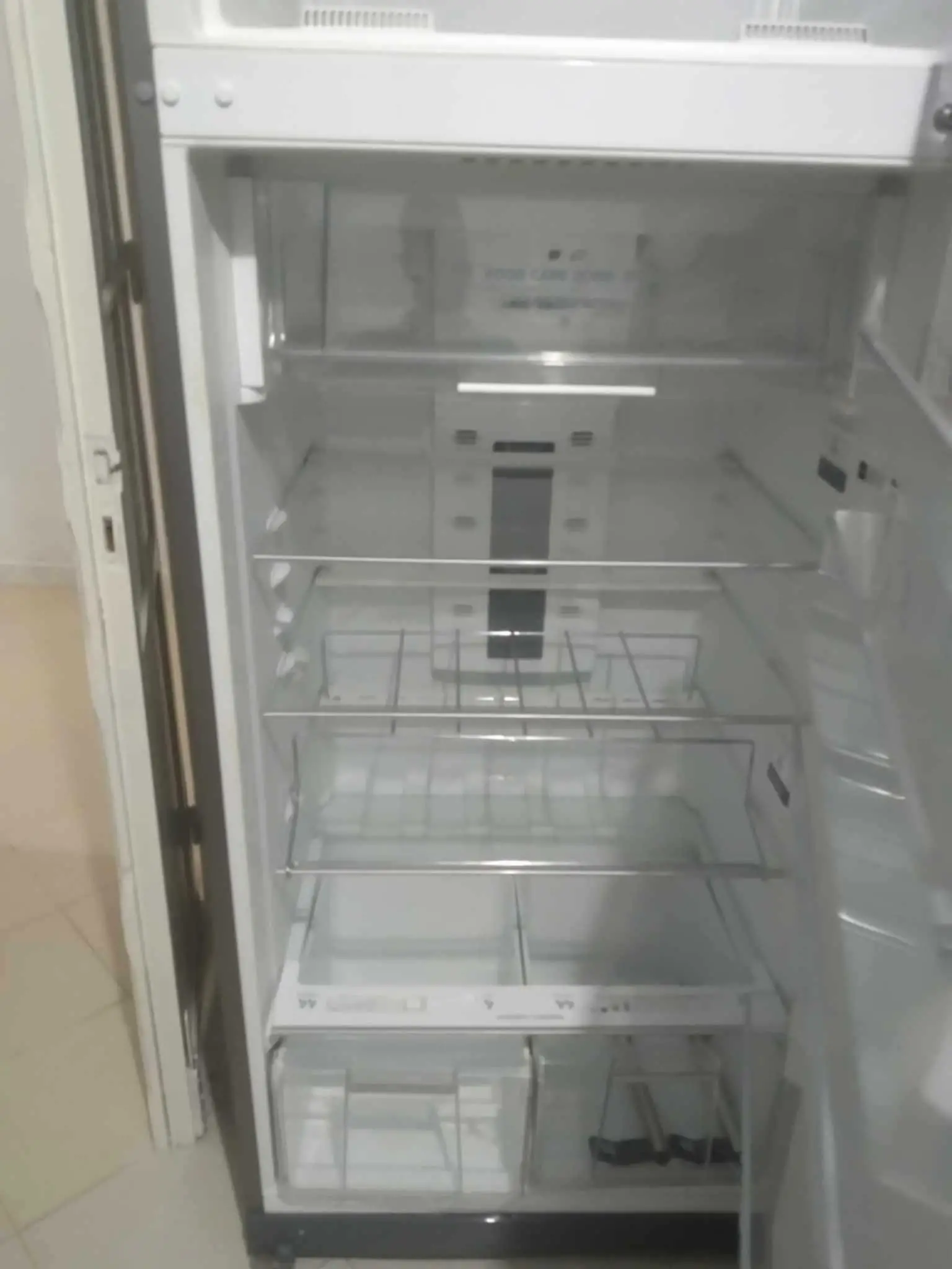  Réfrigérateur ariston inox 456L à Ben Arous - Photo 2
