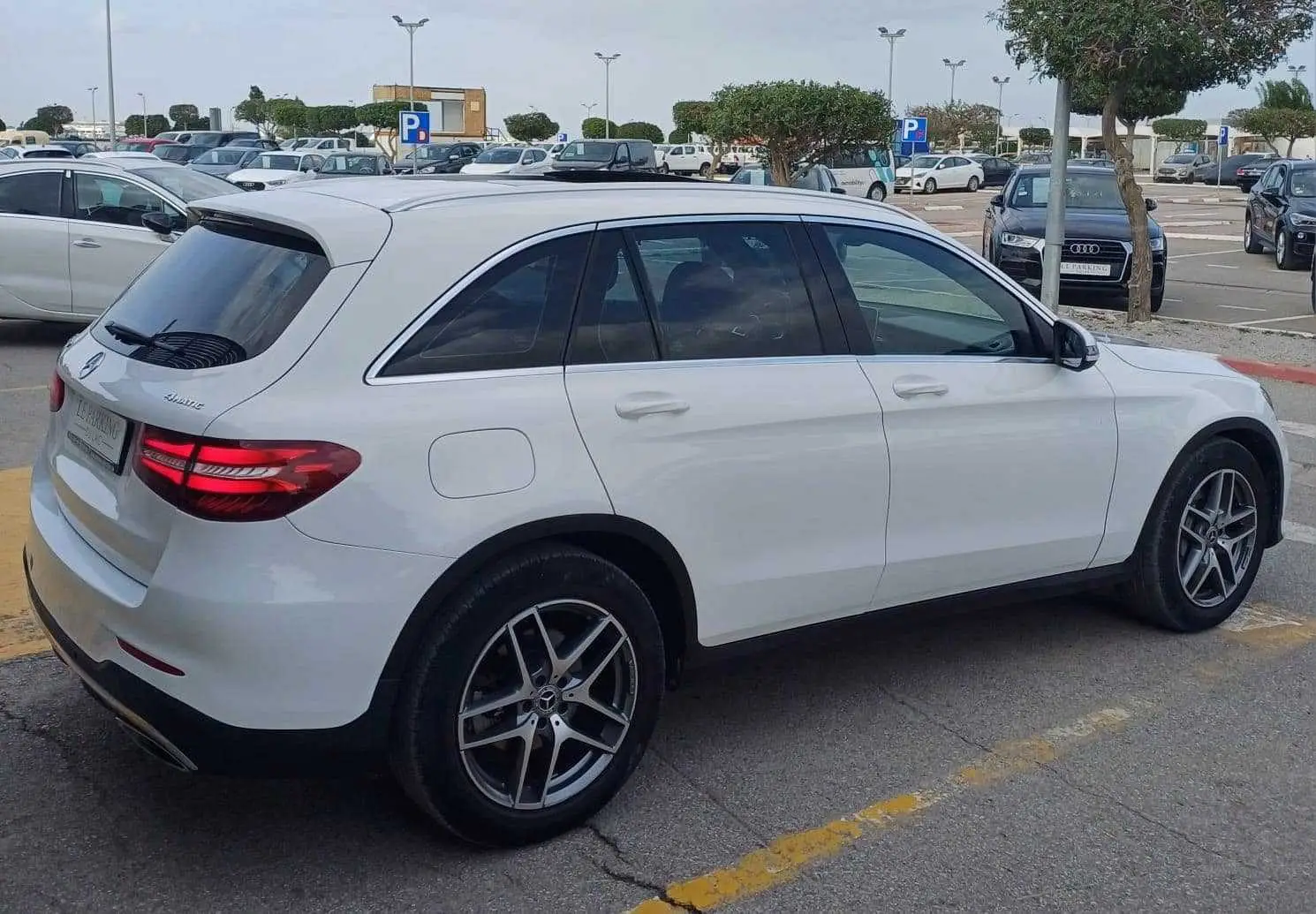  Mercedes glc toute option à Tunis - Photo 3