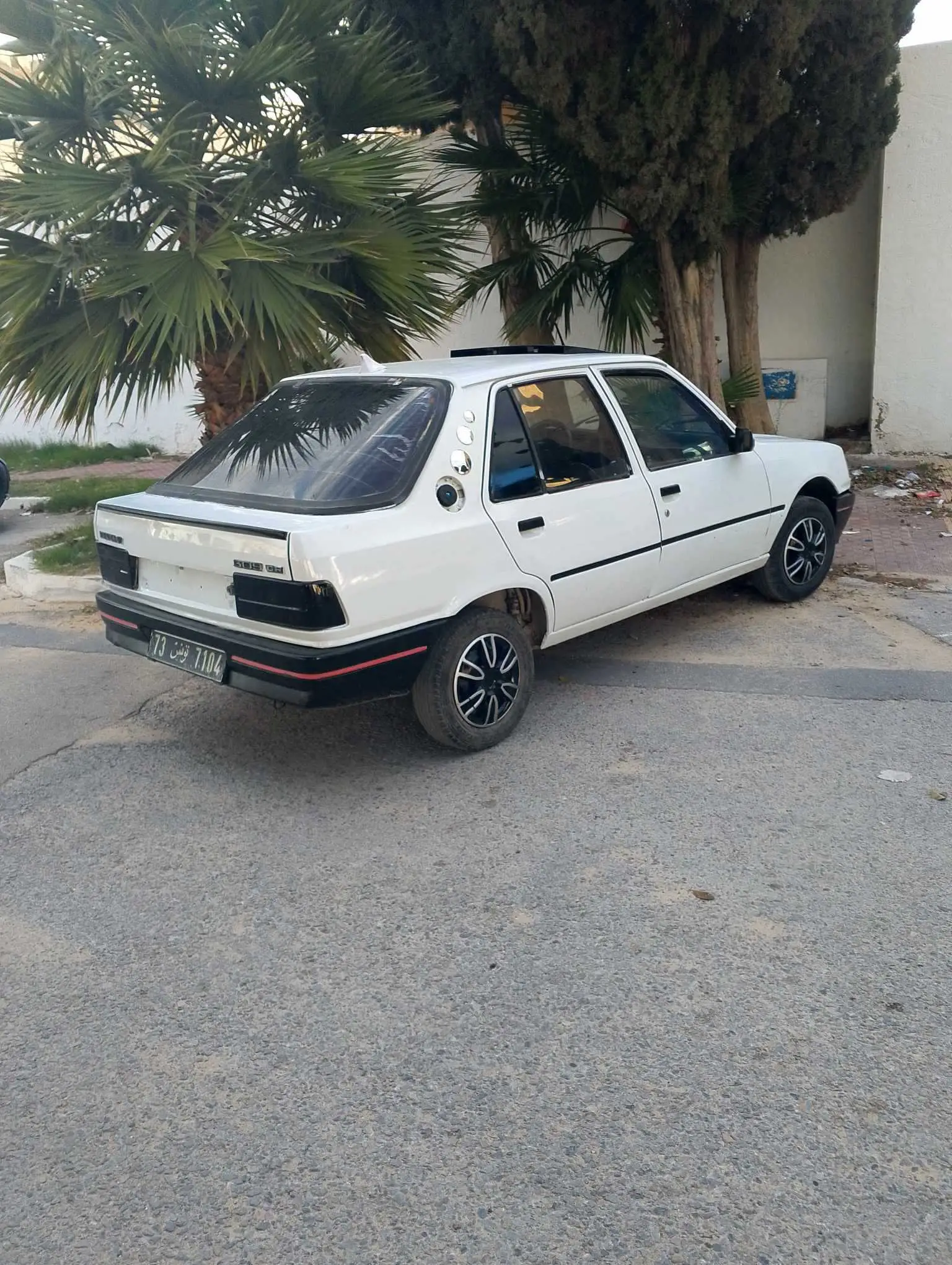  Peugeot 309 à Monastir - Photo 2