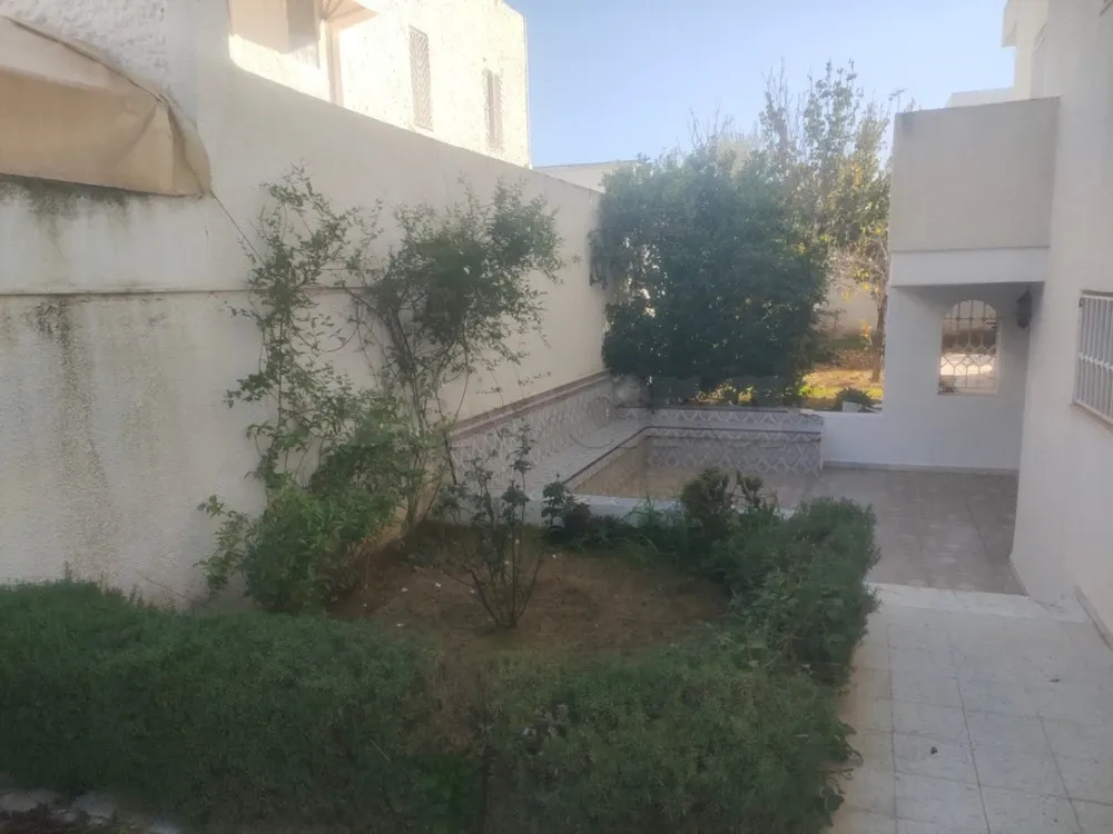  location d'un rez de jardin s2 manar2 1200dt à Tunis - Photo 3