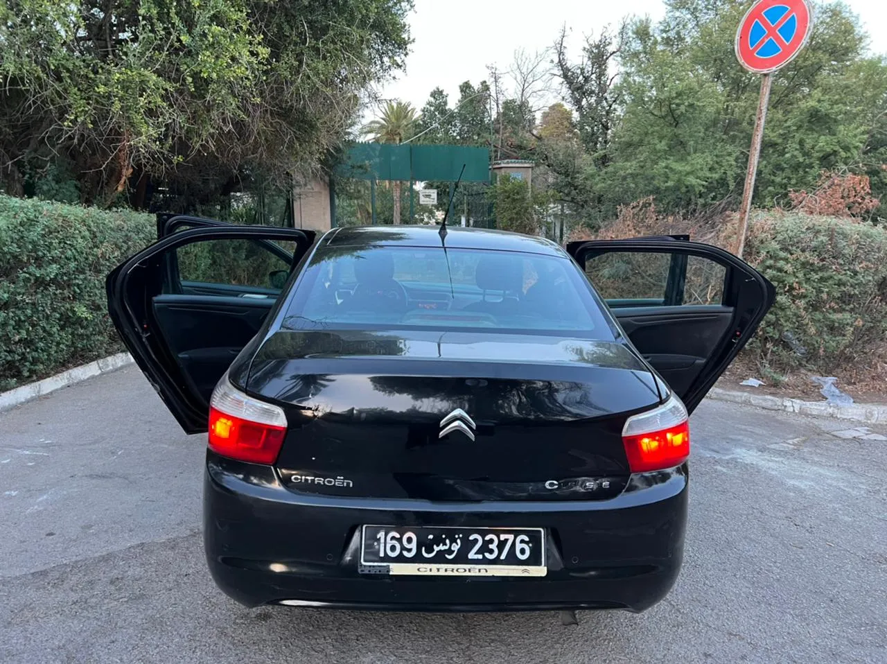  Citroen c elysée 7 CV et 4 Cylindre à Tunis - Photo 2