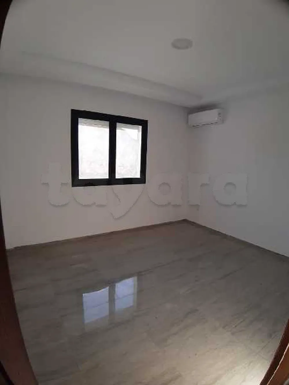  location s2 5éme étage menzah 9c 1400dt à Tunis - Photo 2