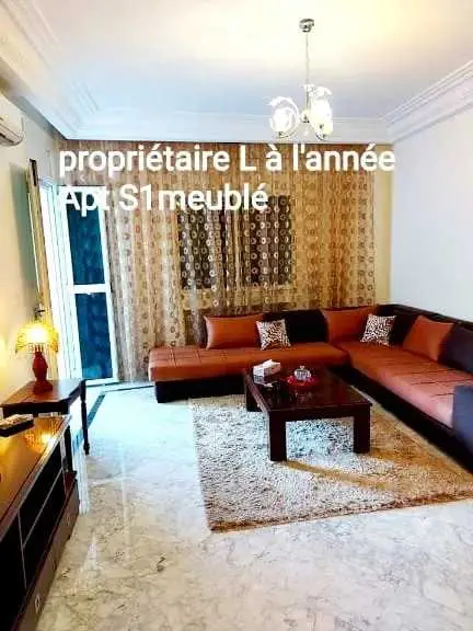  Villa S+4 avec piscine à La Soukra MVL0765 