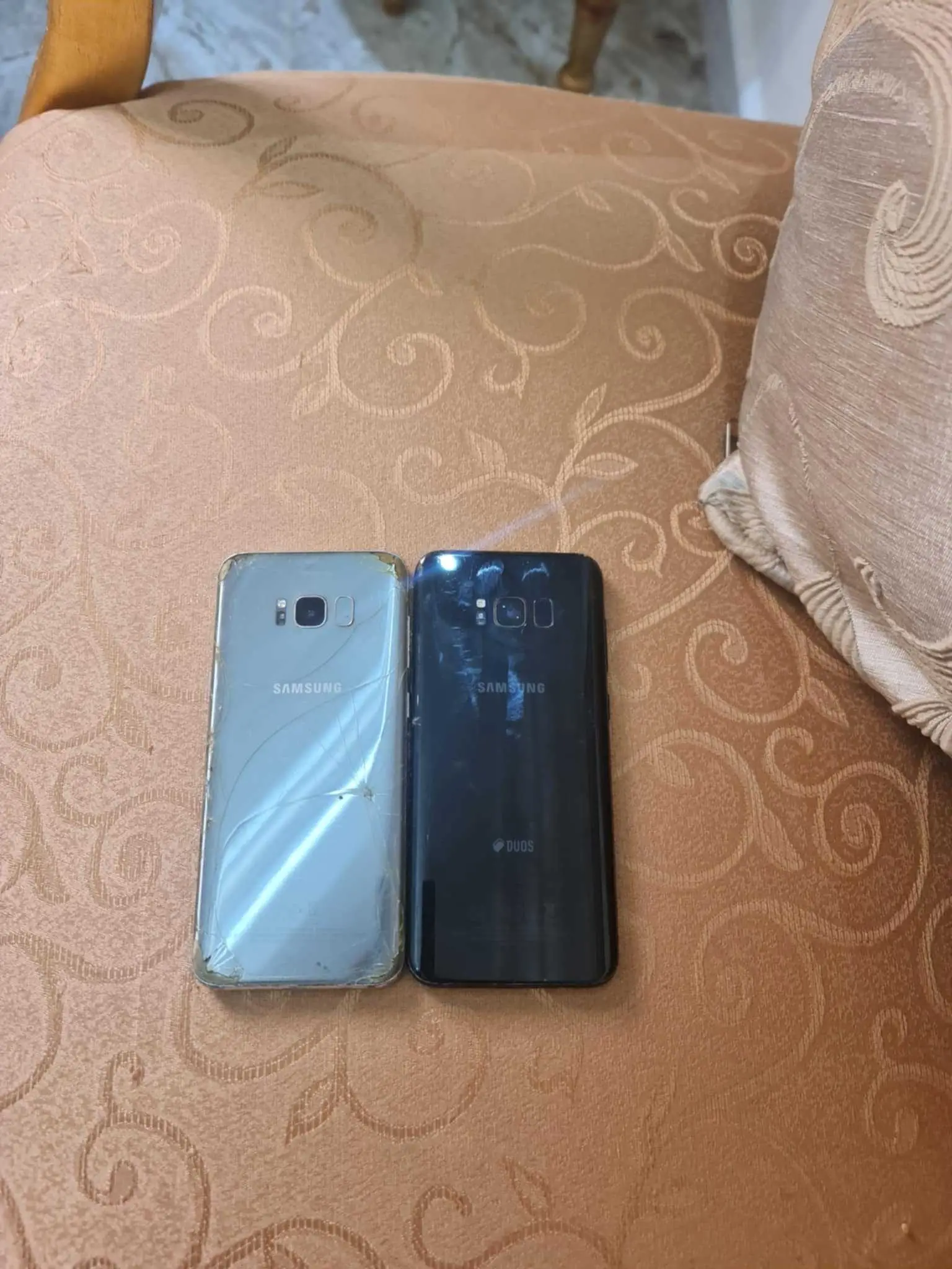  2 samsung s8 plus panne afficheur à Manouba - Photo 3
