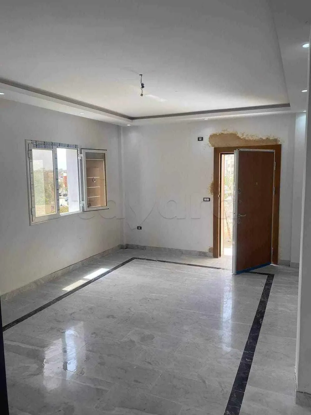 un appartement s+2 hs au 1er étage a louer situé a jardin d'el manzah 1 prés de x4 et manzah 9c à Ariana - Photo 2