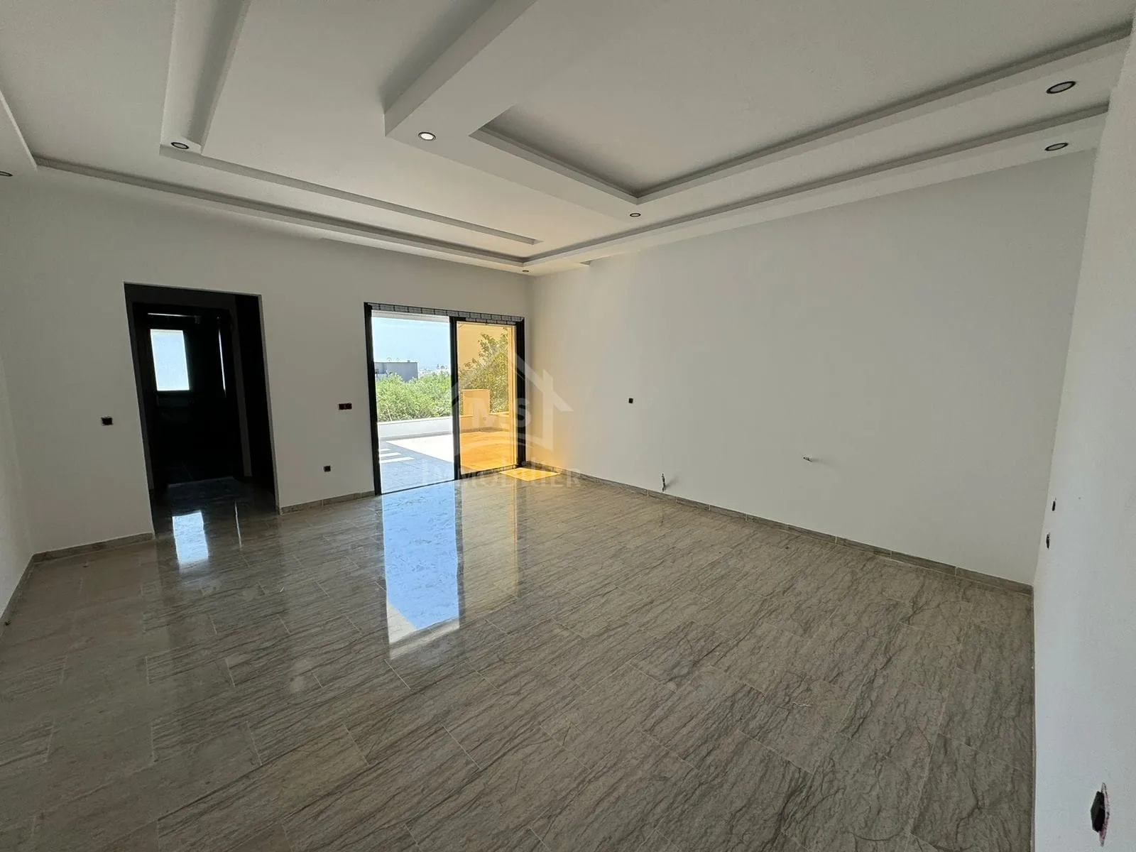  Belle villa toute neuve S+4 avec piscine à Hammamet à vendre 51355351 à Nabeul - Photo 2