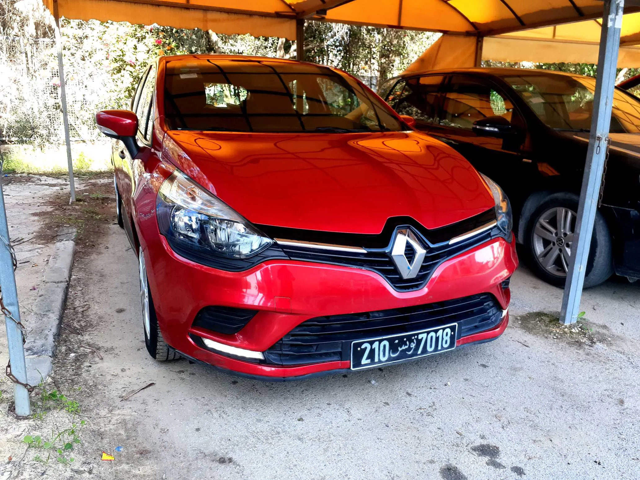  RENAULT CLIO 4 première main série 210 à Tunis - Photo 3
