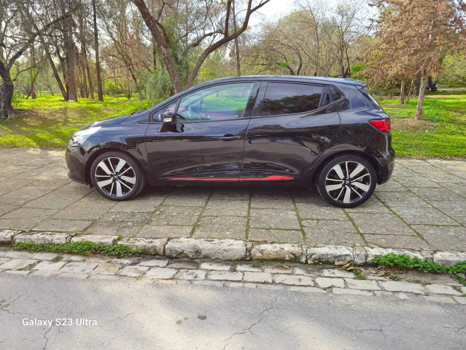  Clio dynamique tt option 1ère✋️ à Manouba - Photo 2