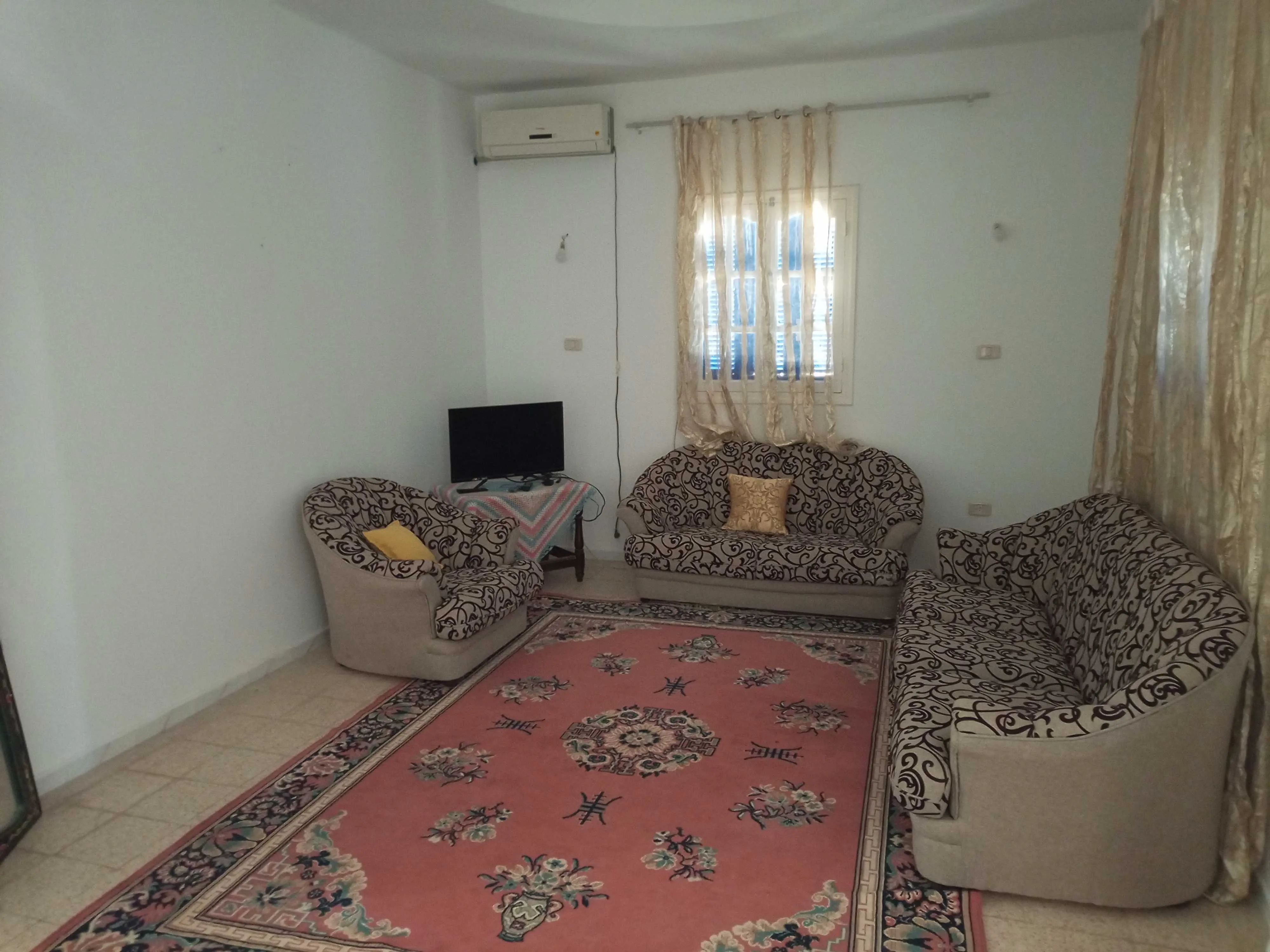  Appartement (1ére étage) à louer à Medenine - Photo 2