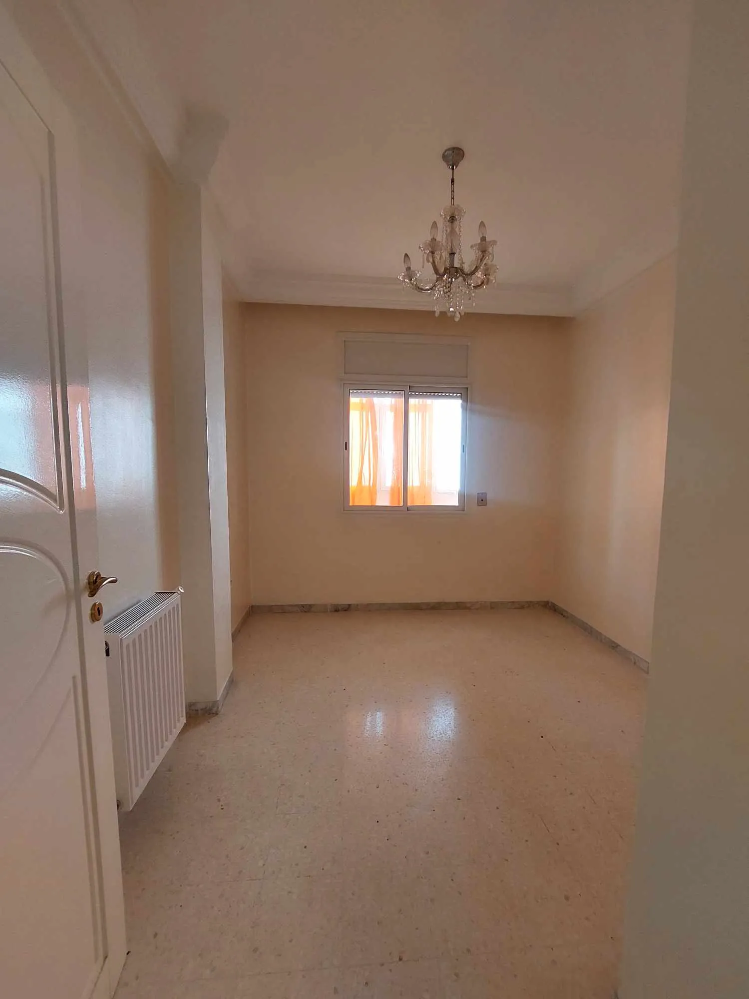  A VENDRE S+3 CITE EL WAHAT à Tunis - Photo 2