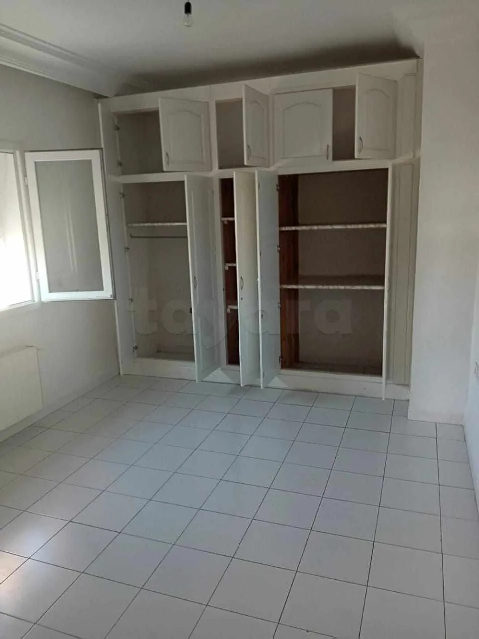  A Louer ( Court durée) un appartement S+2 bien meublé dans une résidence pied dans l'eau à Hammem Sousse 