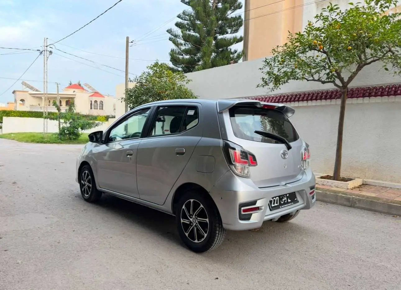  Toyota agya 4 cylindres à sousse - Photo 3