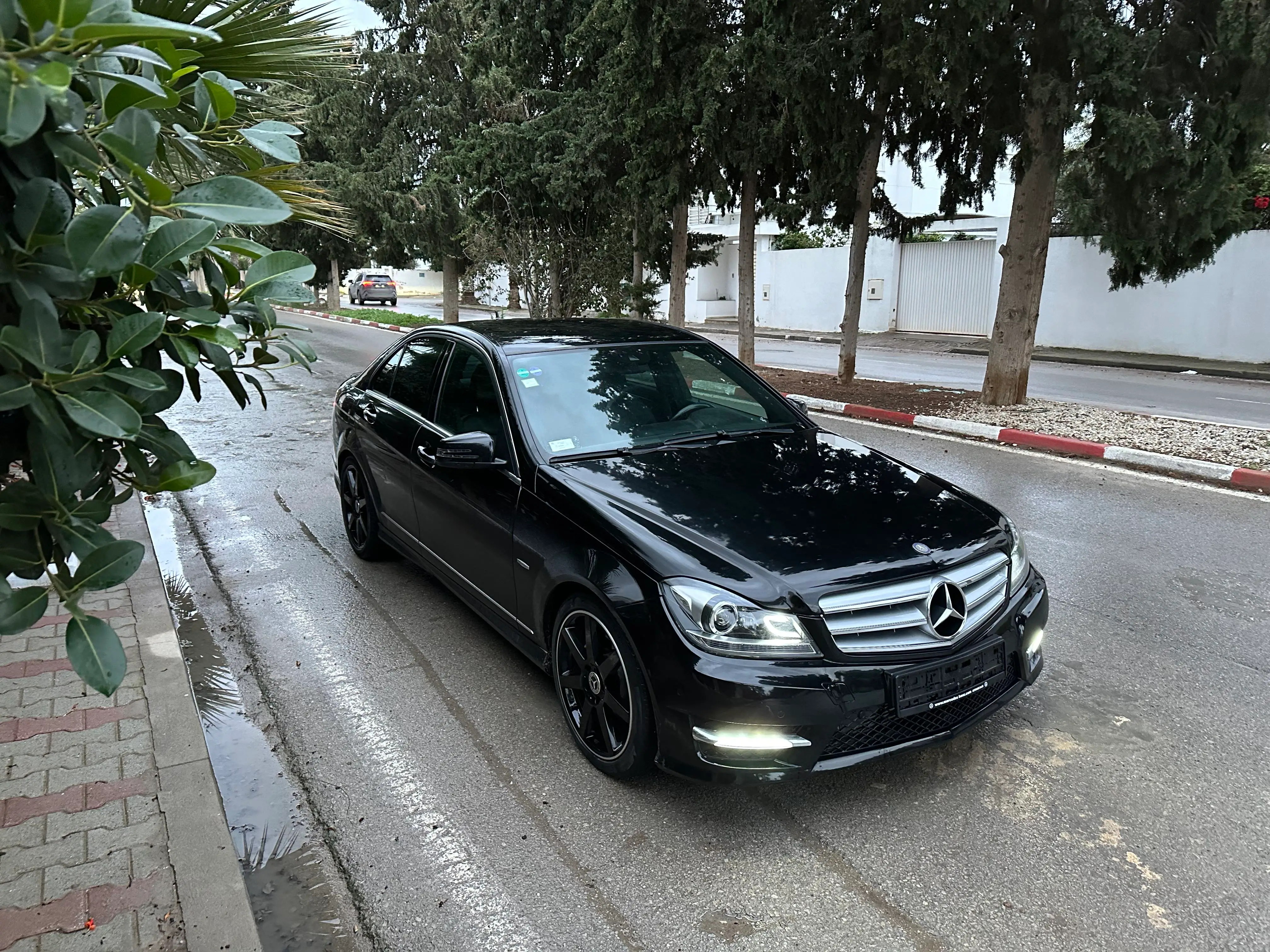  Mercedes c180 amg restylé phase 2 bva importée d’Allemagne à Ariana - Photo 3