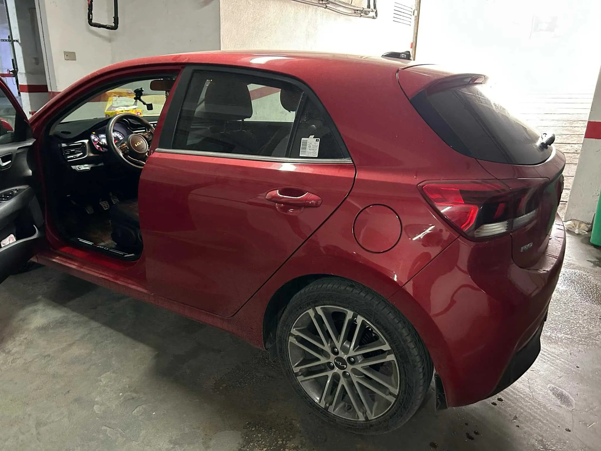  HYUNDAI i 20 HIGH GRADE PREMIÈRE MAIN ÉTAT NEUF 