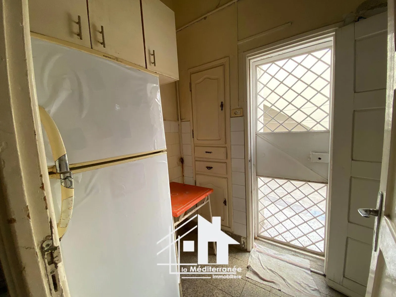  Etage de villa S+2 meublé au 20 mars Bardo 