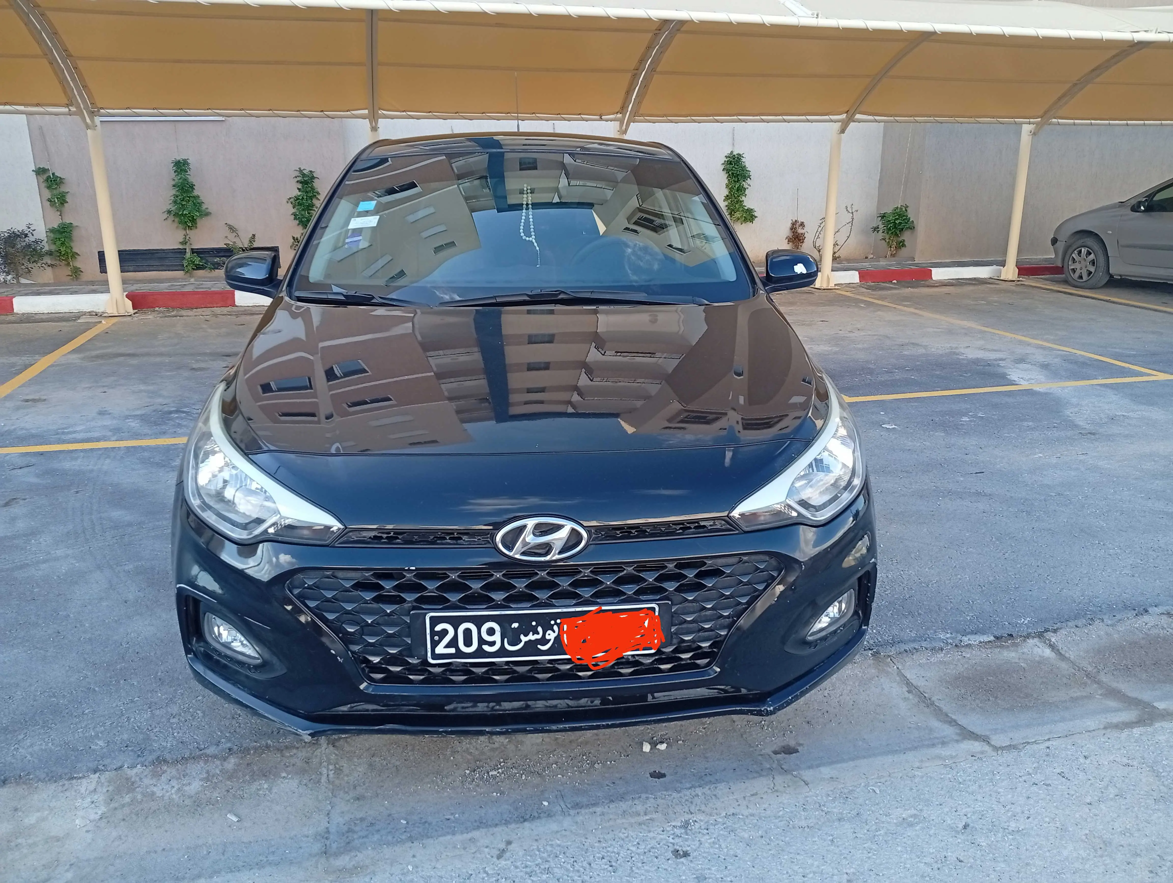  Divers Pièces et accessoires pour Peugeot 3008. TEL ;51670816. 