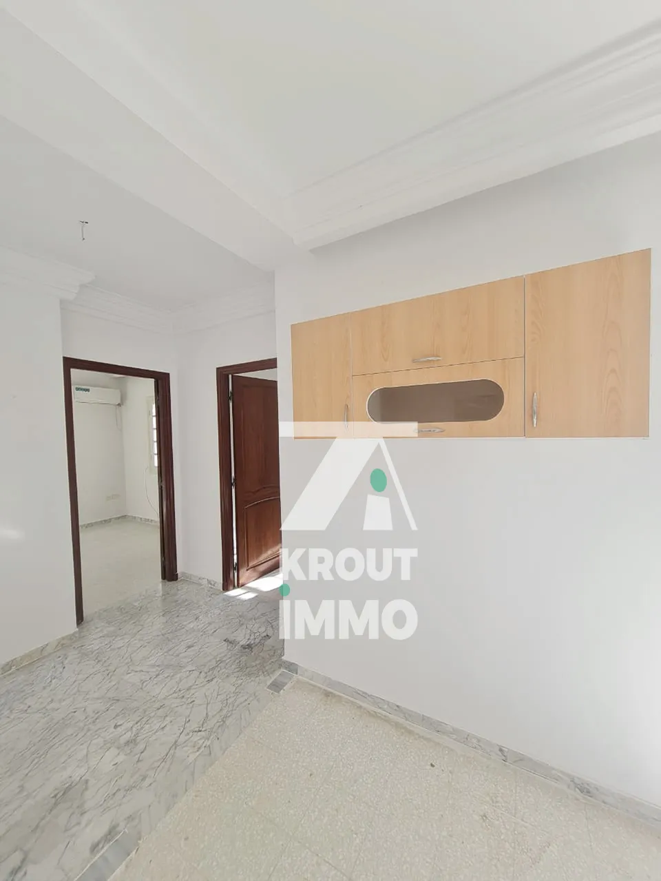  à louer un étage de villa S+1 à menzah 9c à Tunis - Photo 3