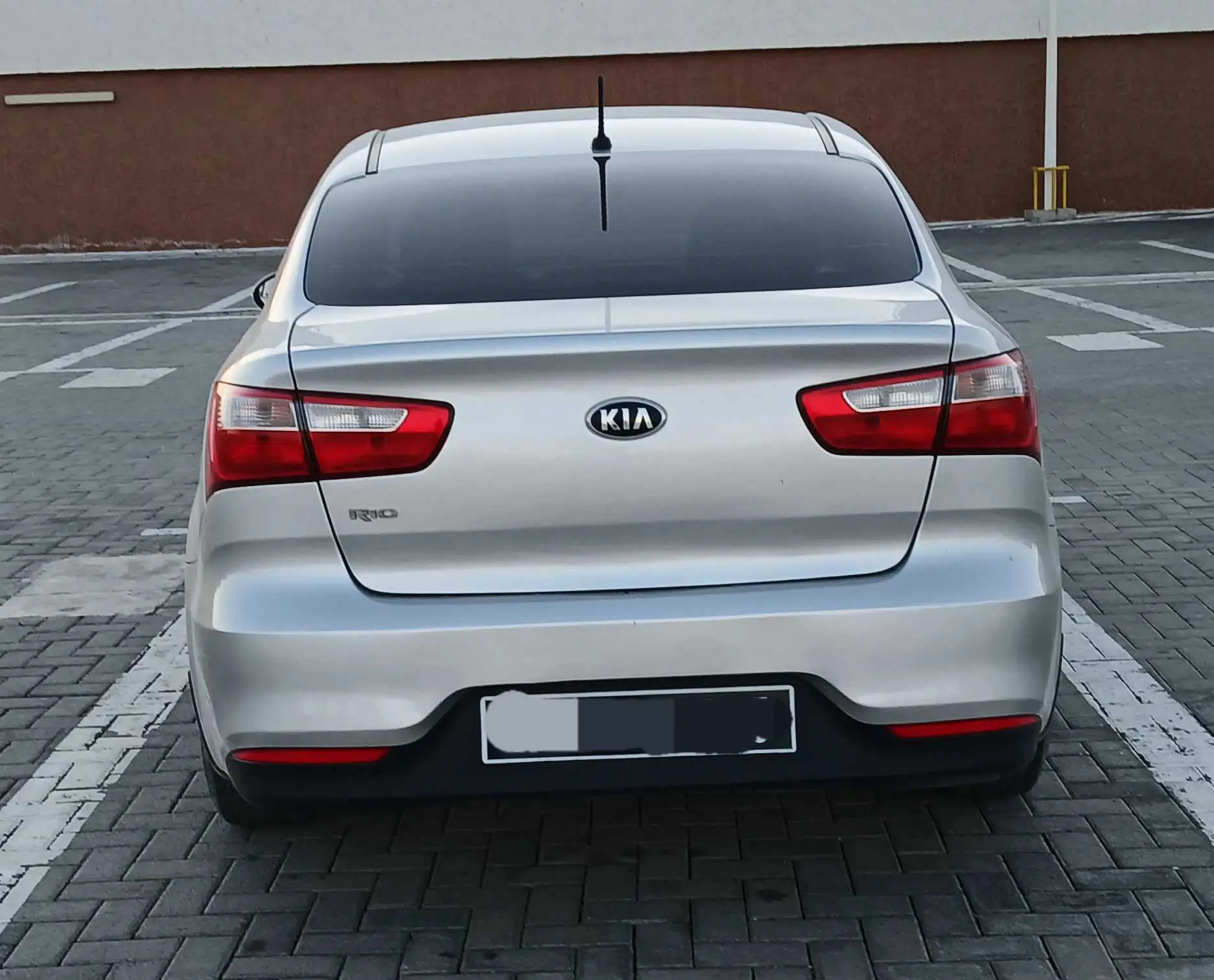  Kia ria model 2015 à sousse - Photo 3