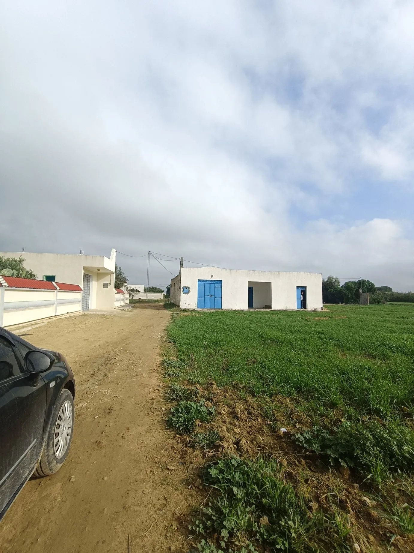  للبيع ارض مساحتها 1200م² فيها عدد 4 قاراجات à Nabeul - Photo 2