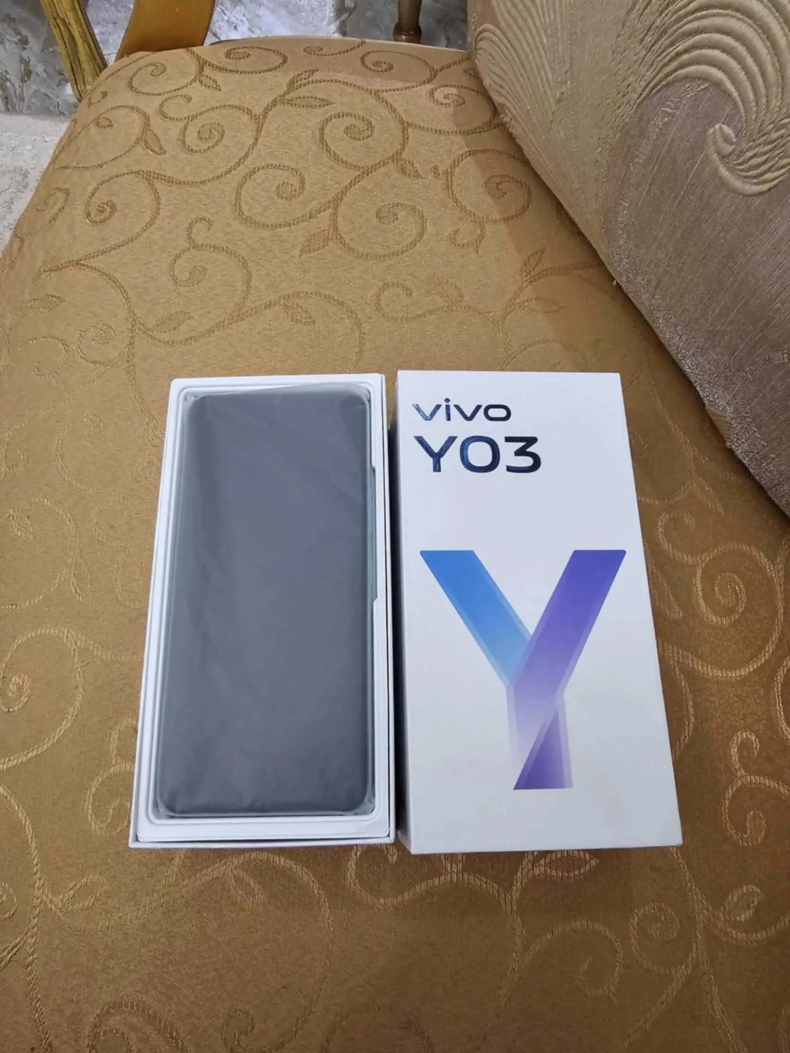  vivo y03 neuf ram 4g+4 stockage 64g à Manouba - Photo 3