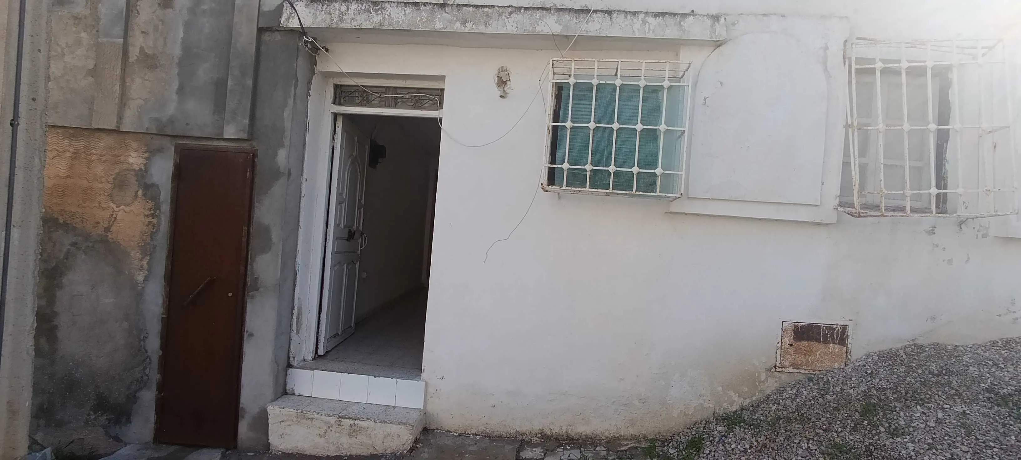  Studio entre ghazela et Riadh Al andalous 