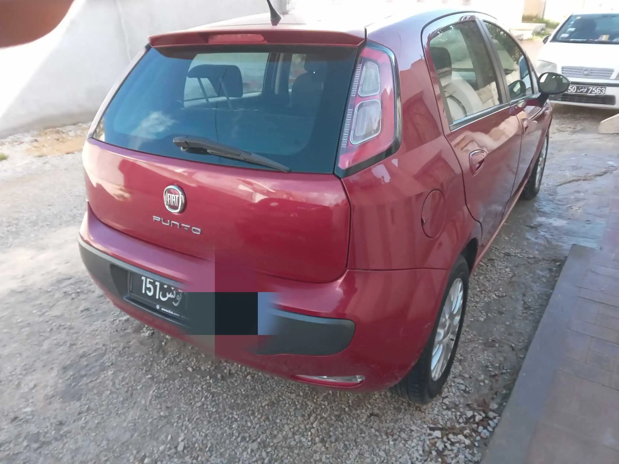 Très très jolie fiat Punto Evo tél 98679652 à Ariana - Photo 2