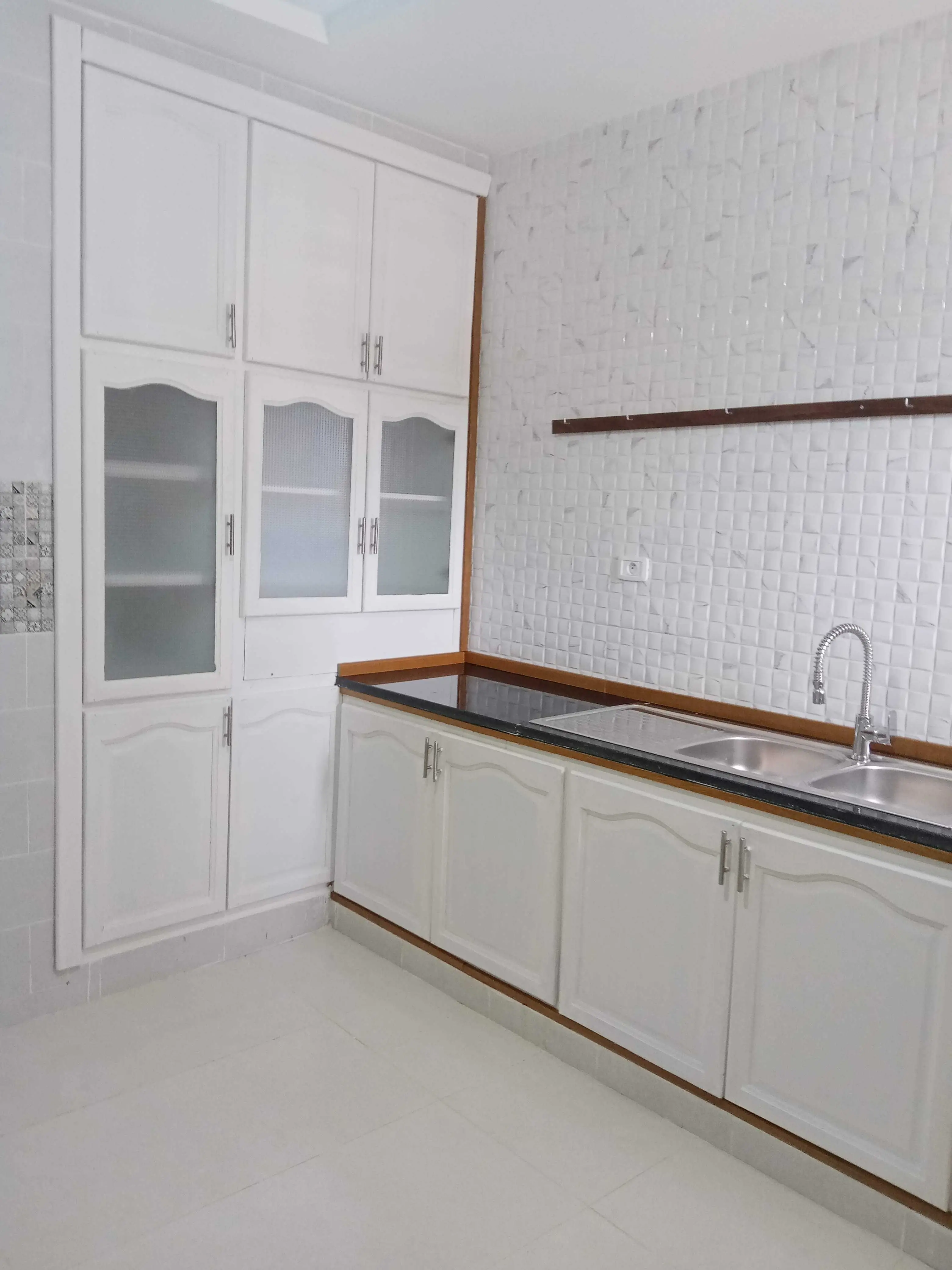  للبيع منزل متكون من ثلاثة طوابق 98968163 à Ben Arous - Photo 3