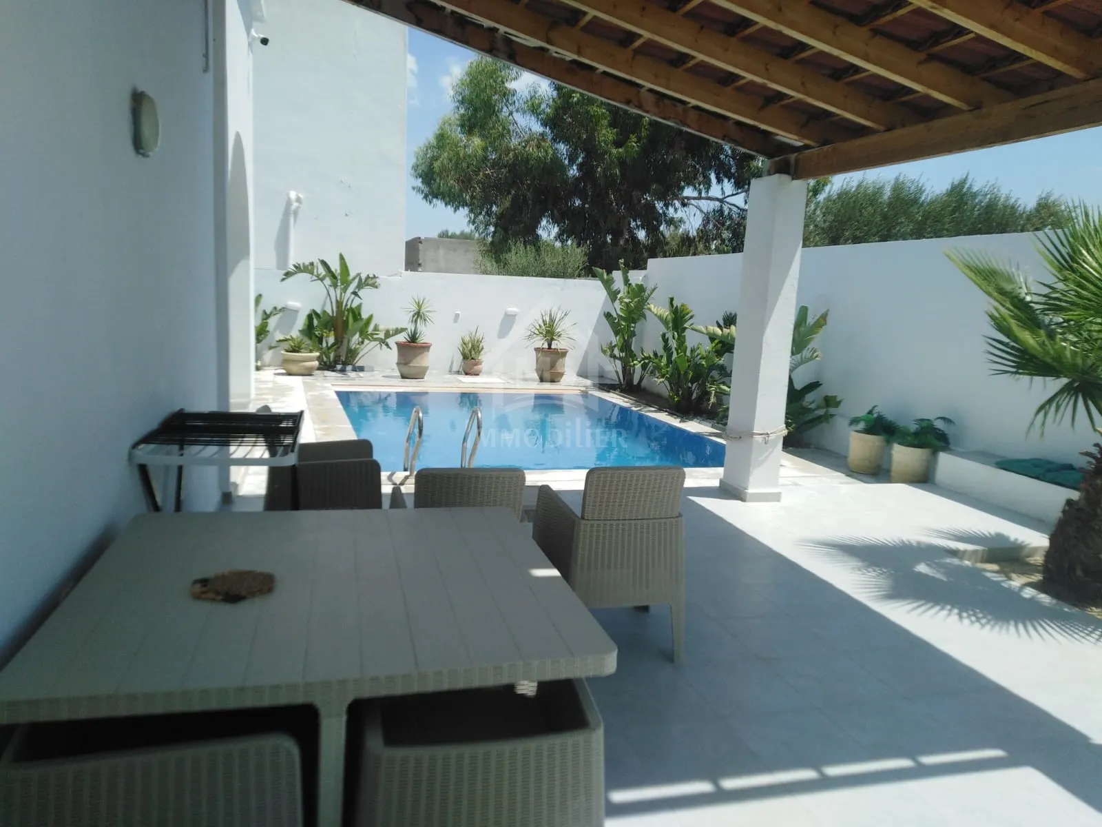  Charmante villa avec jardin et piscine à vendre à Hammamet Sud 51355351 