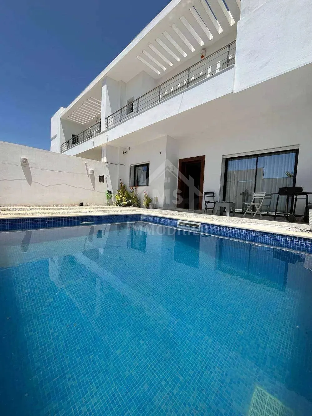  Un duplex avec piscine à Hammamet à vendre 51355351 