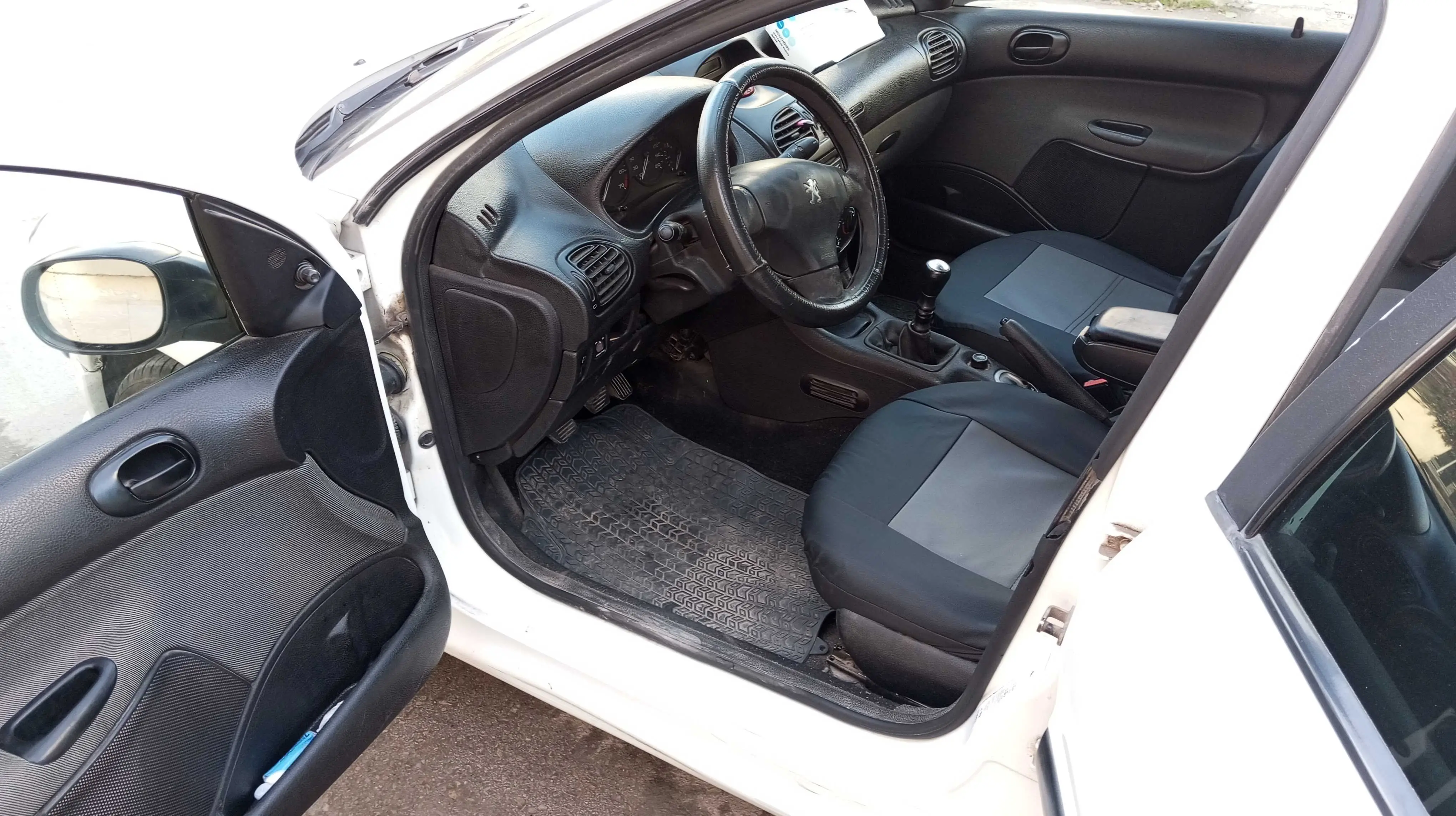  Peugeot 206 ndhifa barcha à Ben Arous - Photo 2