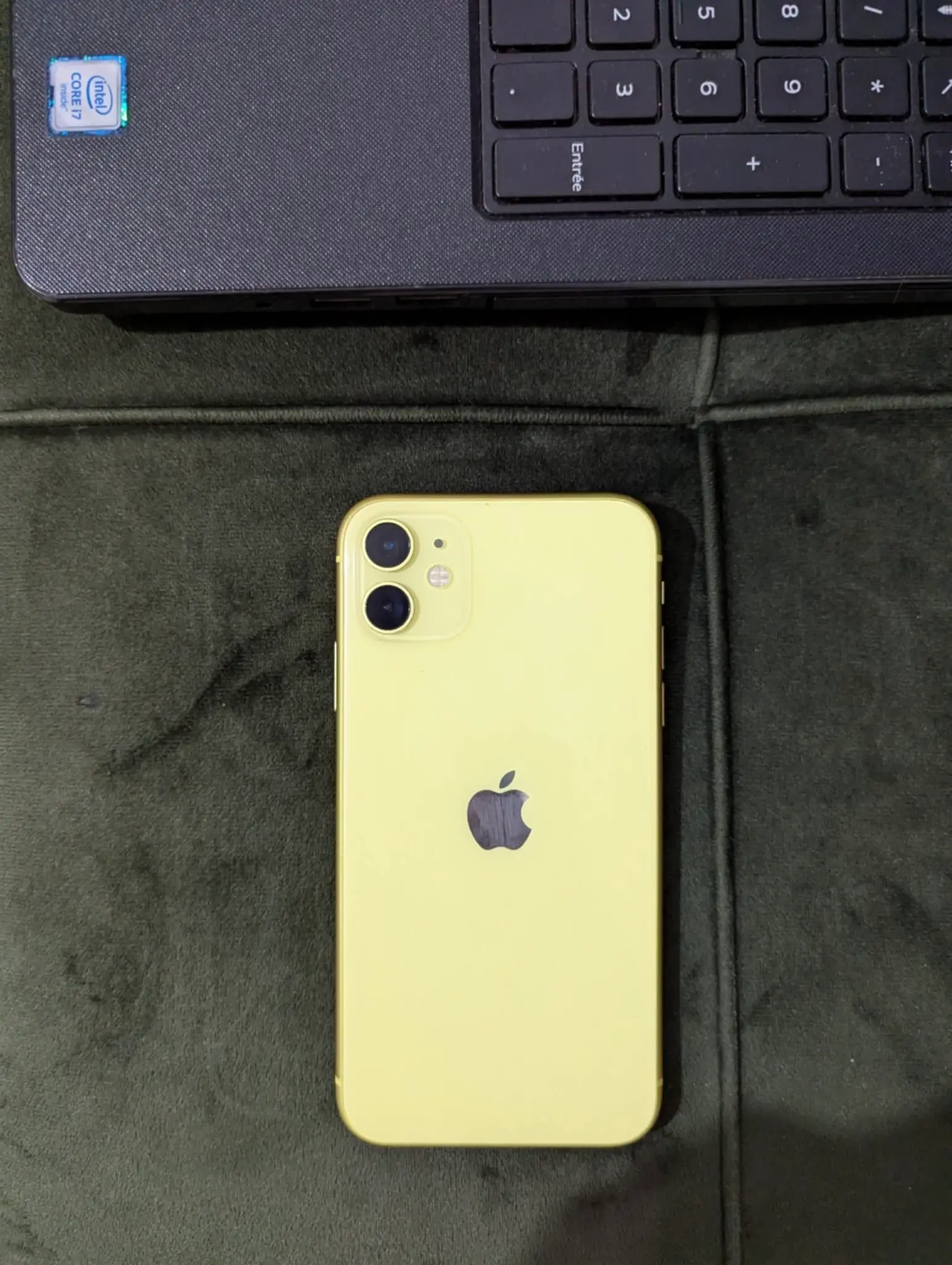  iPhone 11 avec AirPods T02 à Tunis - Photo 3