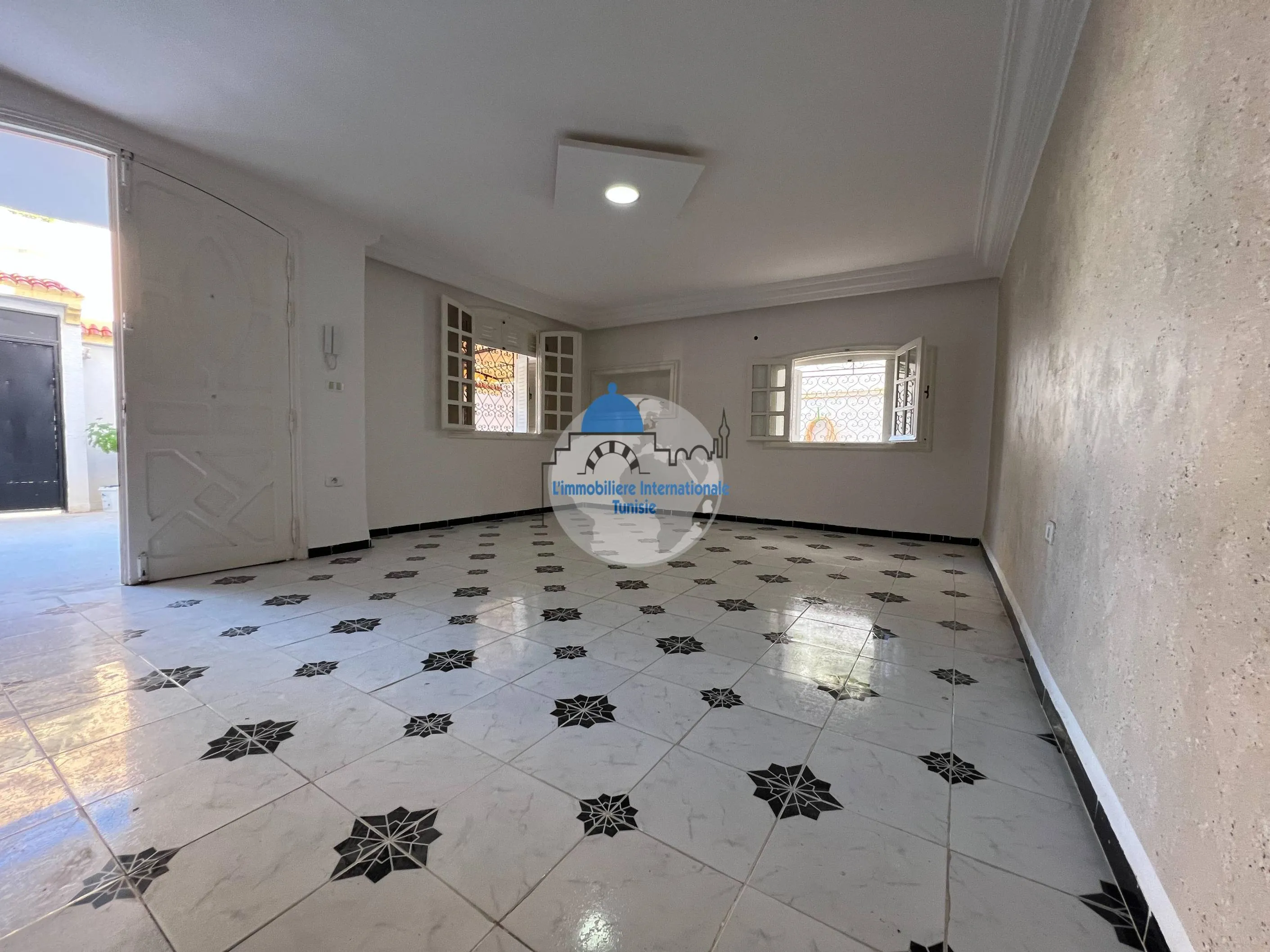  A louer un étage de villa à Khzema à sousse - Photo 3